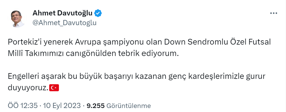 Davutoğlu’dan Down Sendromlu Futsal Milli Takımı’na tebrik