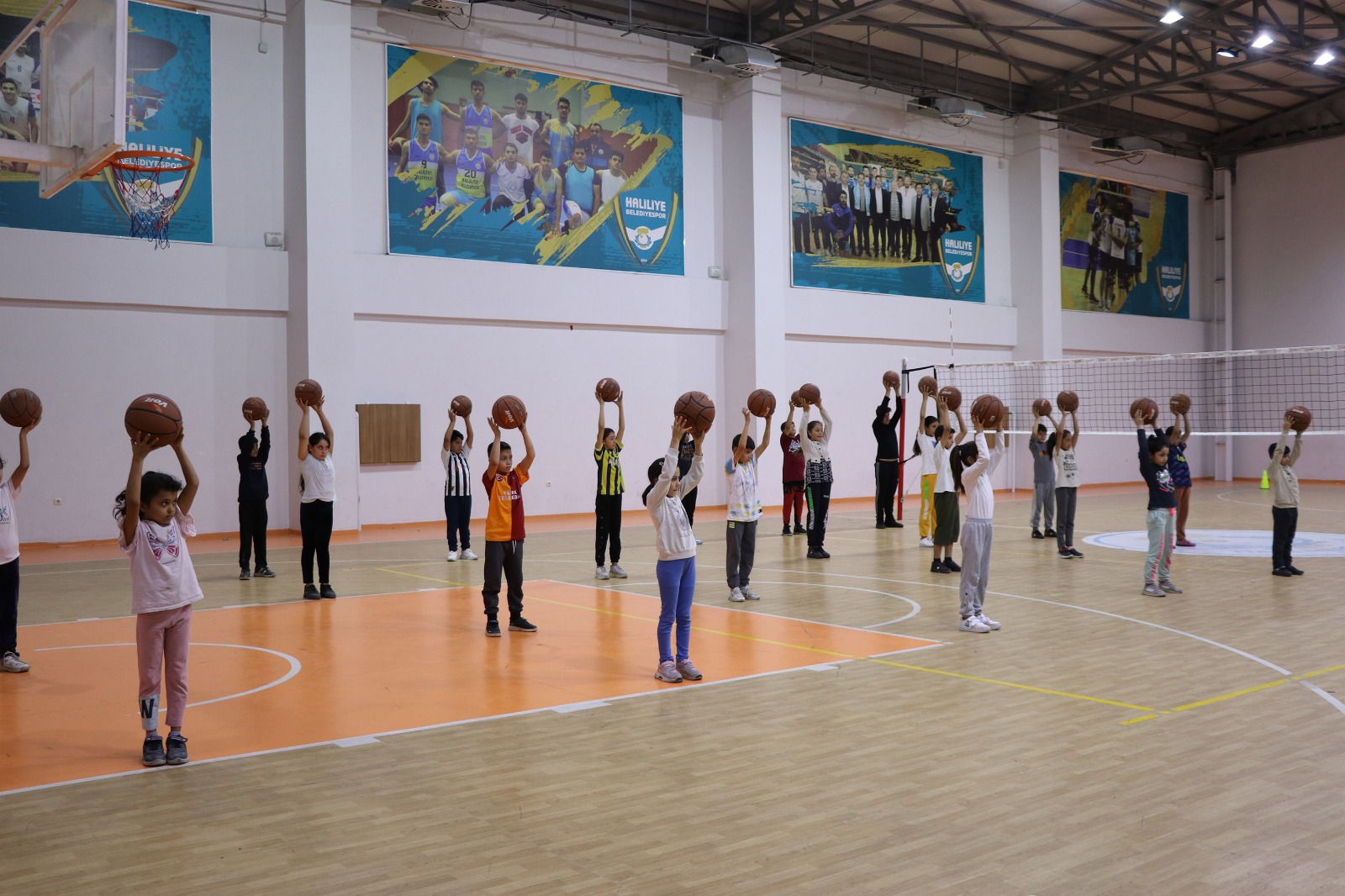 Haliliye’deki gençler spor alışkanlığı kazanıyor