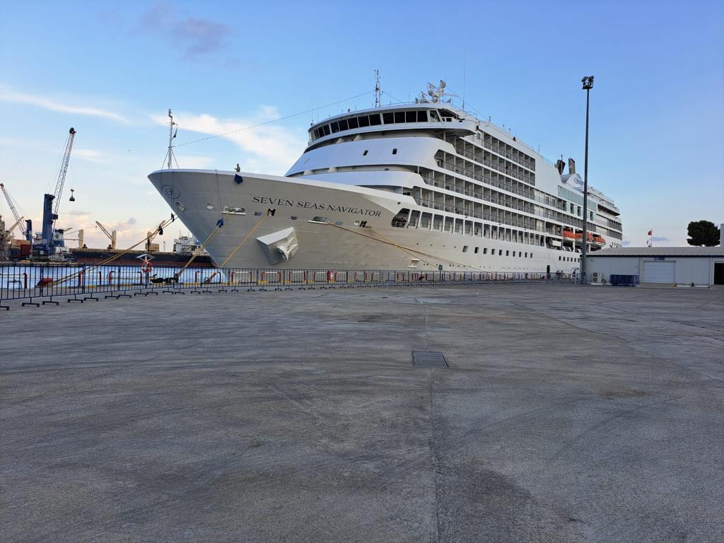QTerminals Antalya Limanı, Seven Seas Navigator ve Le Jaques Cartier gemilerini ağırladı