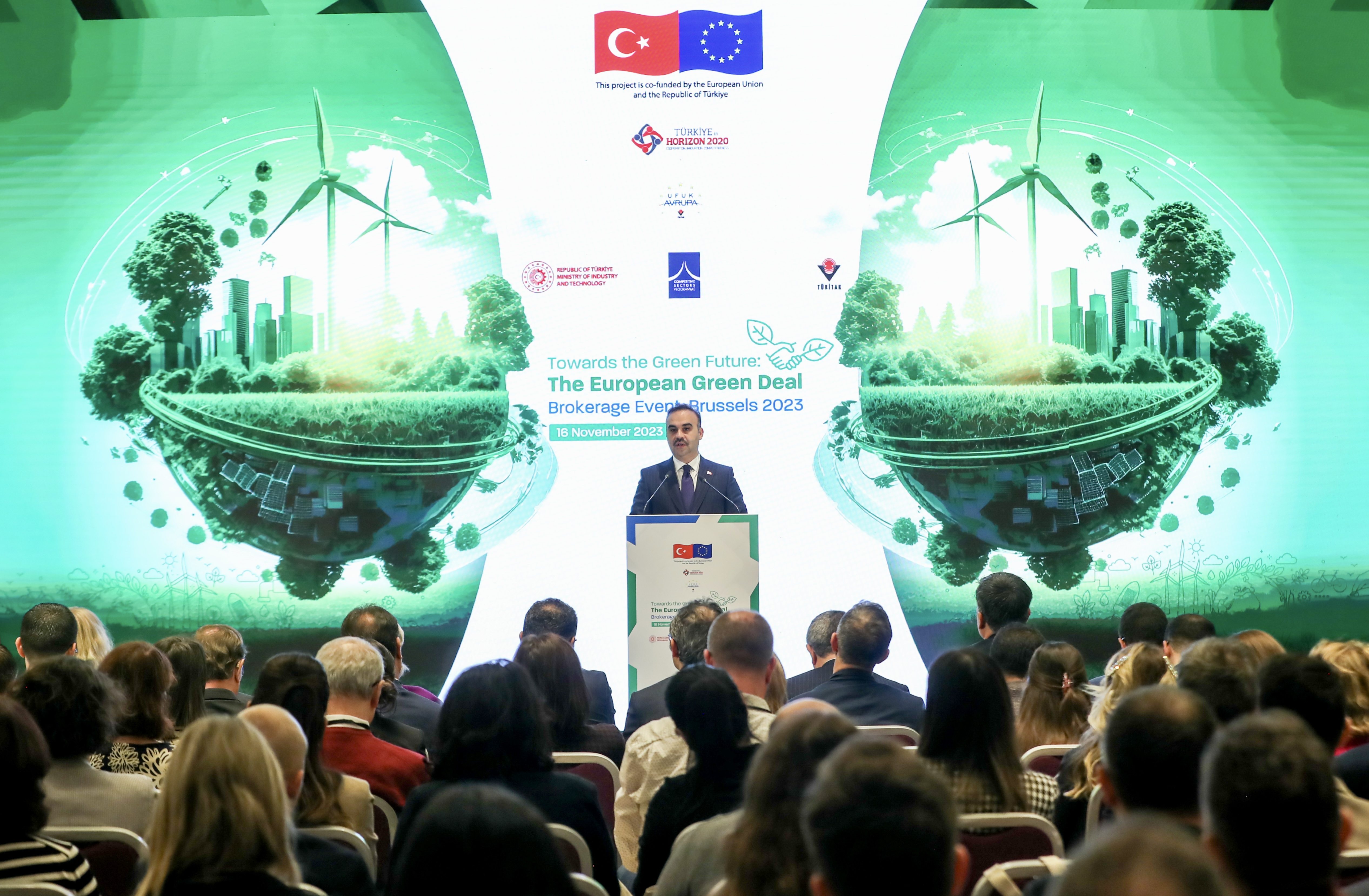 Bakan Kacır, Brüksel’de Türkiye’nin yeşil dönüşümünü anlattı