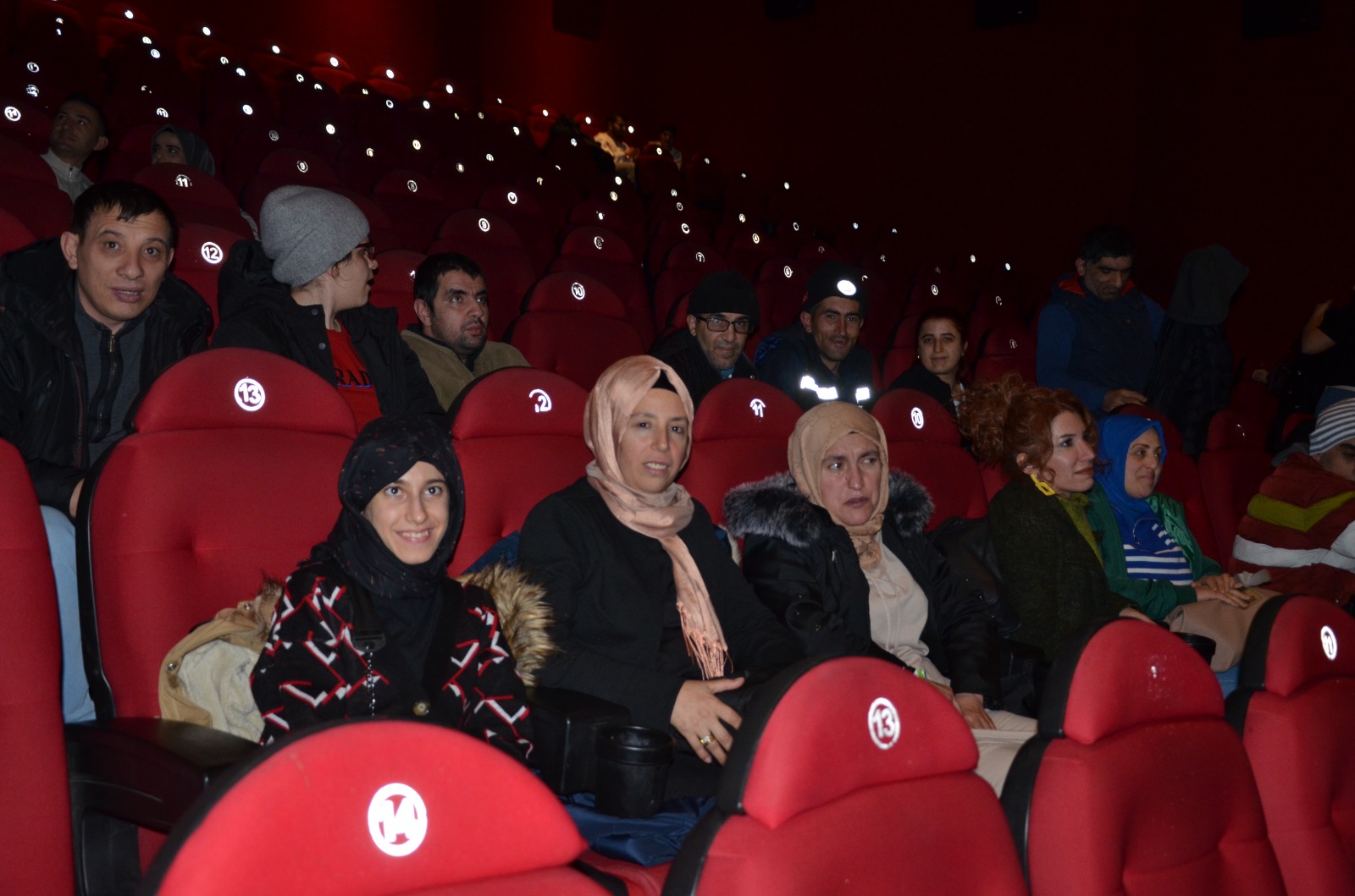 Diyarbakır Büyükşehir, engelli vatandaşlar için sinema etkinliği düzenledi
