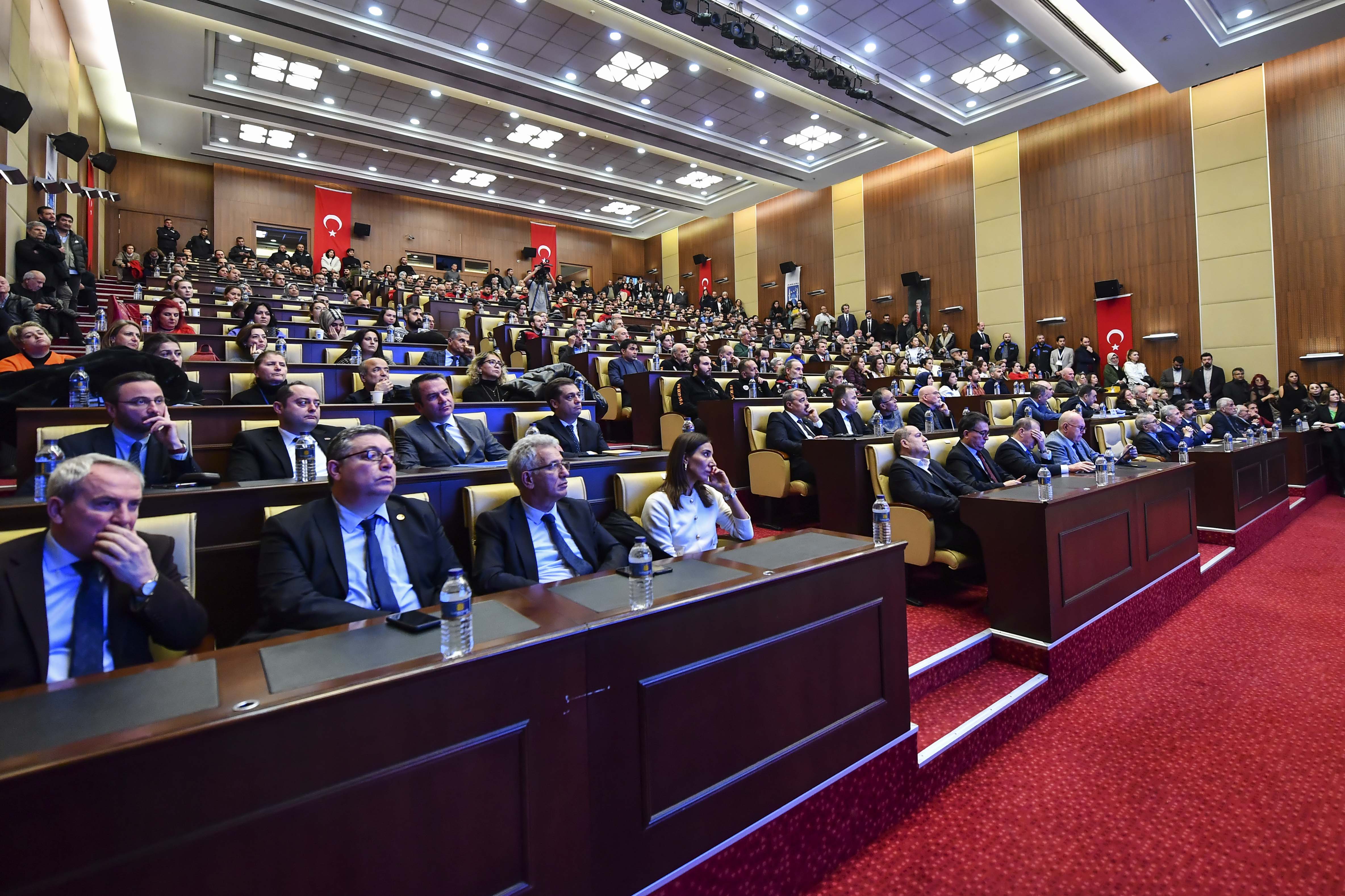 Ankara, depremlere genel bakış konulu konferansa ev sahipliği yaptı