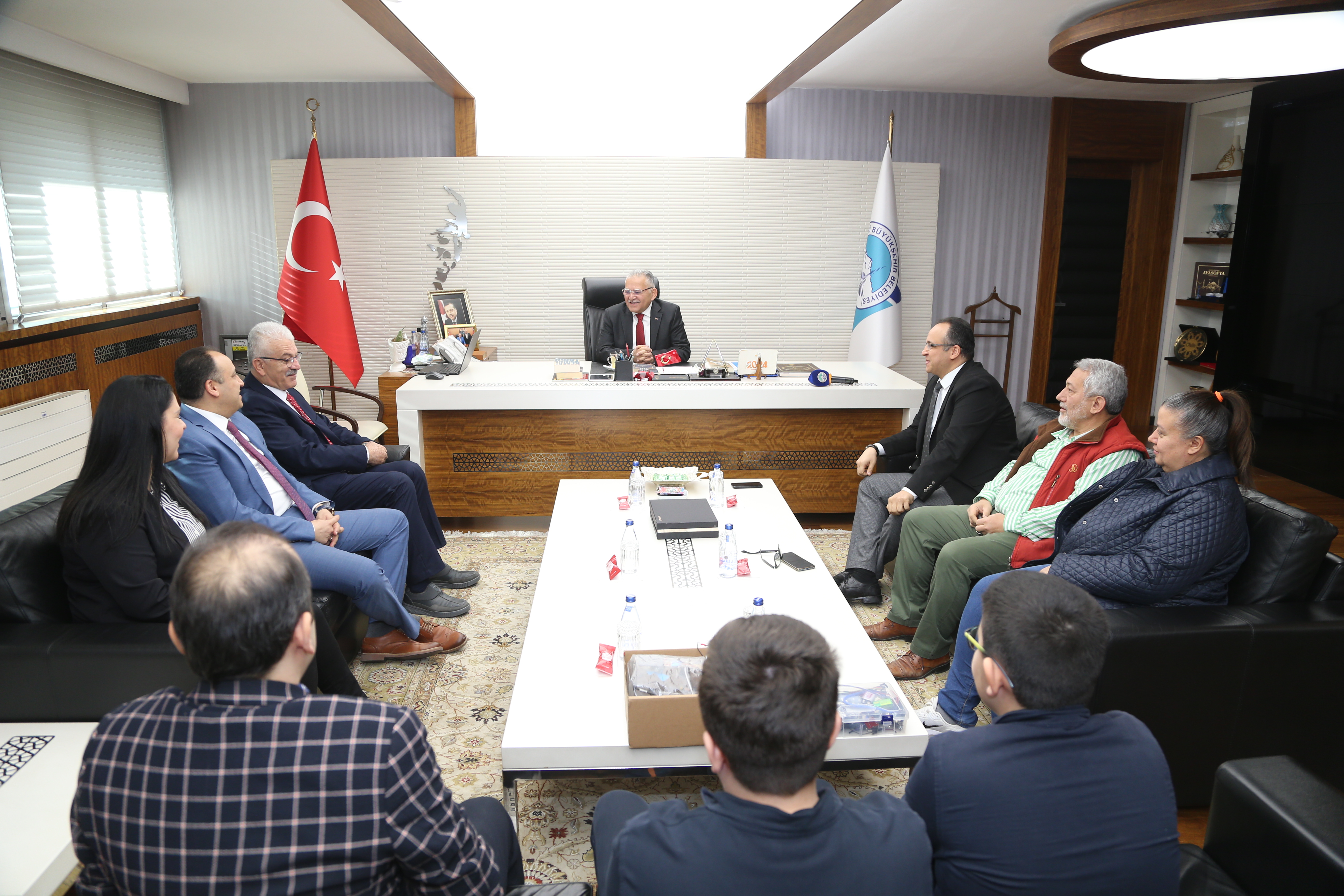 Başkan Büyükkılıç’a öğrencilerden ‘Akıllı Sera’ projesi sunumu