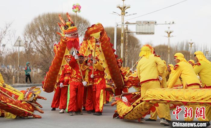 Xinjiang’ın Jinhuyang kasabasından Bahar Bayramı coşkusu