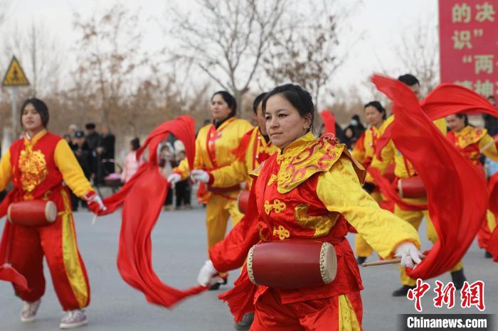 Xinjiang’ın Jinhuyang kasabasından Bahar Bayramı coşkusu