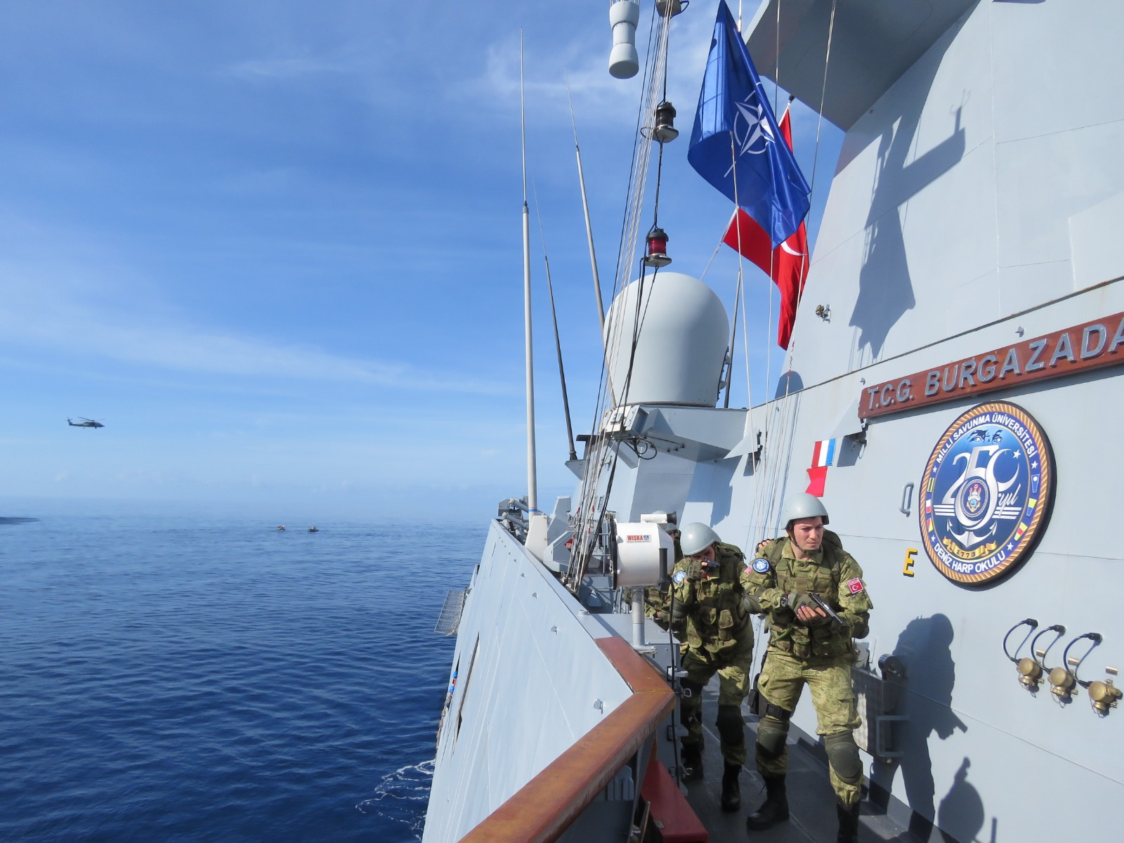 TCG Burgazada’nın Doğu Akdeniz’deki eğitim faaliyetleri devam ediyor