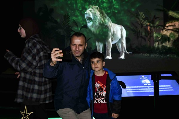Ankara Dijital Hayvanat Bahçesi’nde çocuklar hayvanlar alemini yakından tanıyor