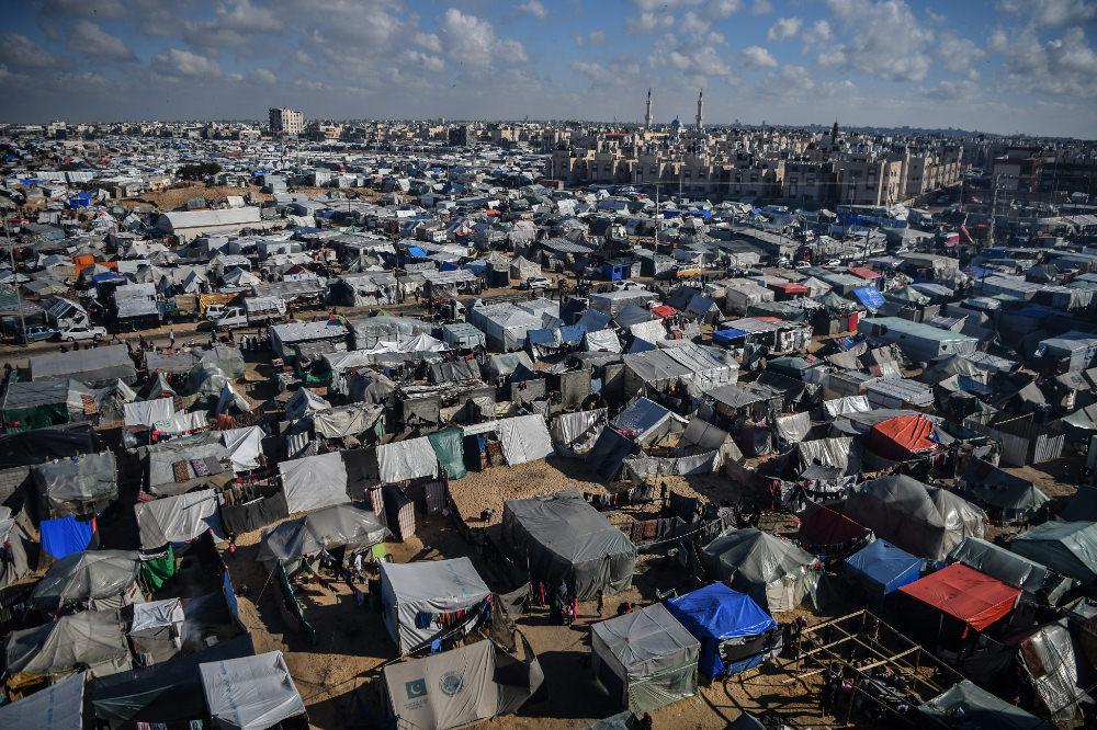 Mısır, Gazze yardımları için sınır bölgesindeki Refah’ta lojistik merkez kuruyor