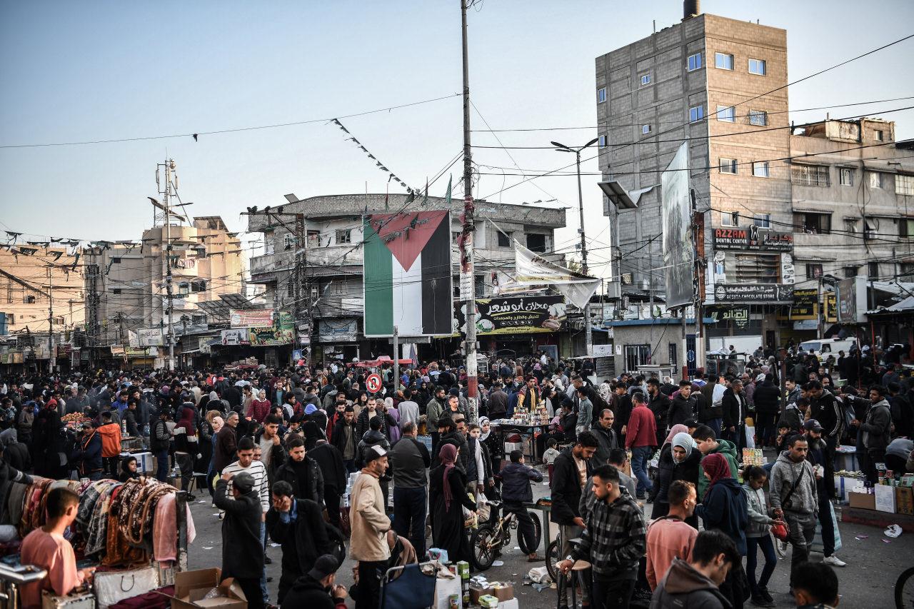 Mısır, Gazze yardımları için sınır bölgesindeki Refah’ta lojistik merkez kuruyor