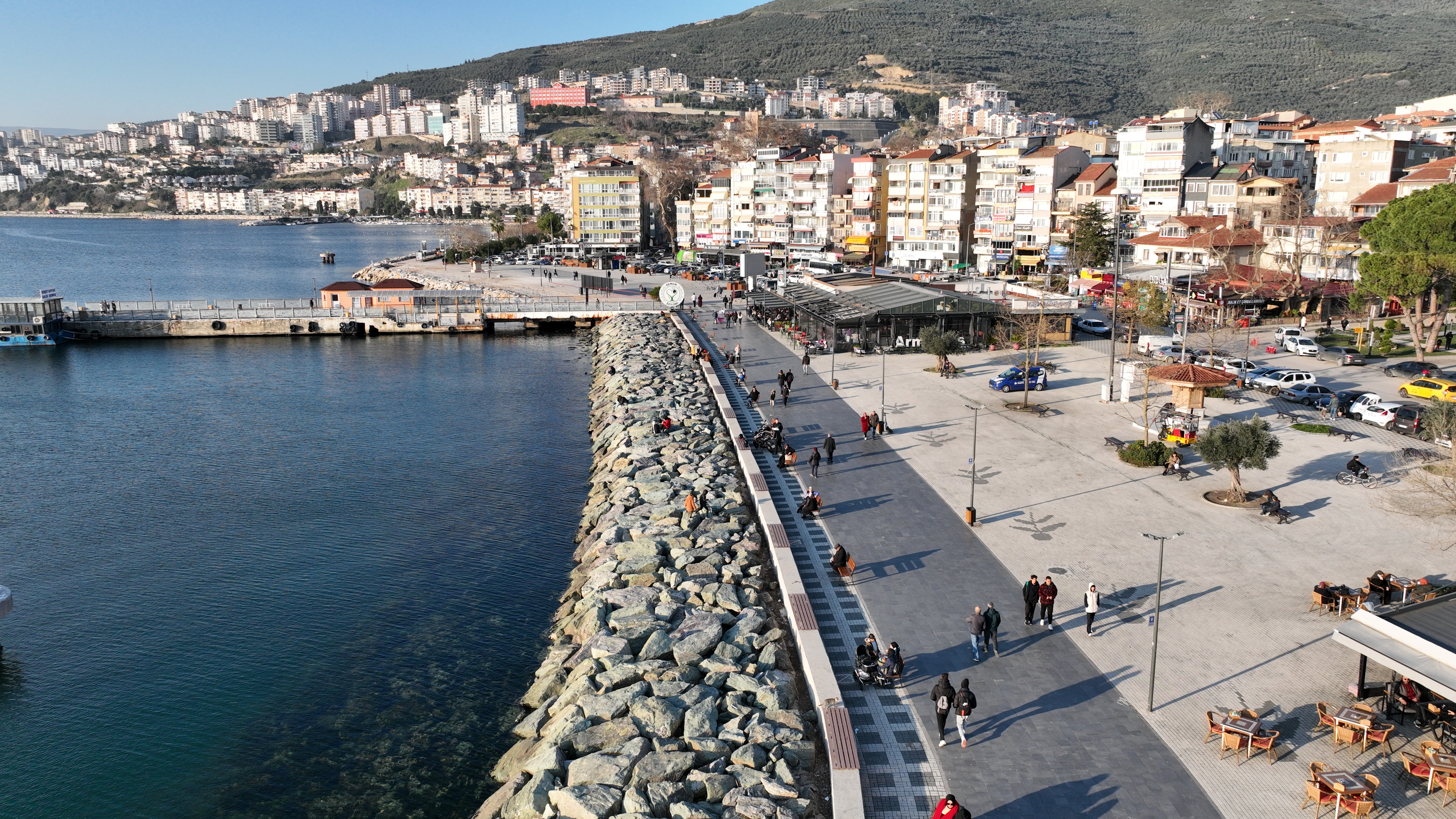 Bursa Büyükşehir, Gemlik’te kıyı koruma çalışmalarını sürdürüyor