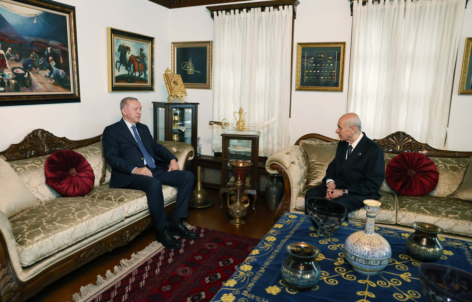 cumhurbaşkanı Erdoğan, Bahçeli’yi evinde ziyaret etti