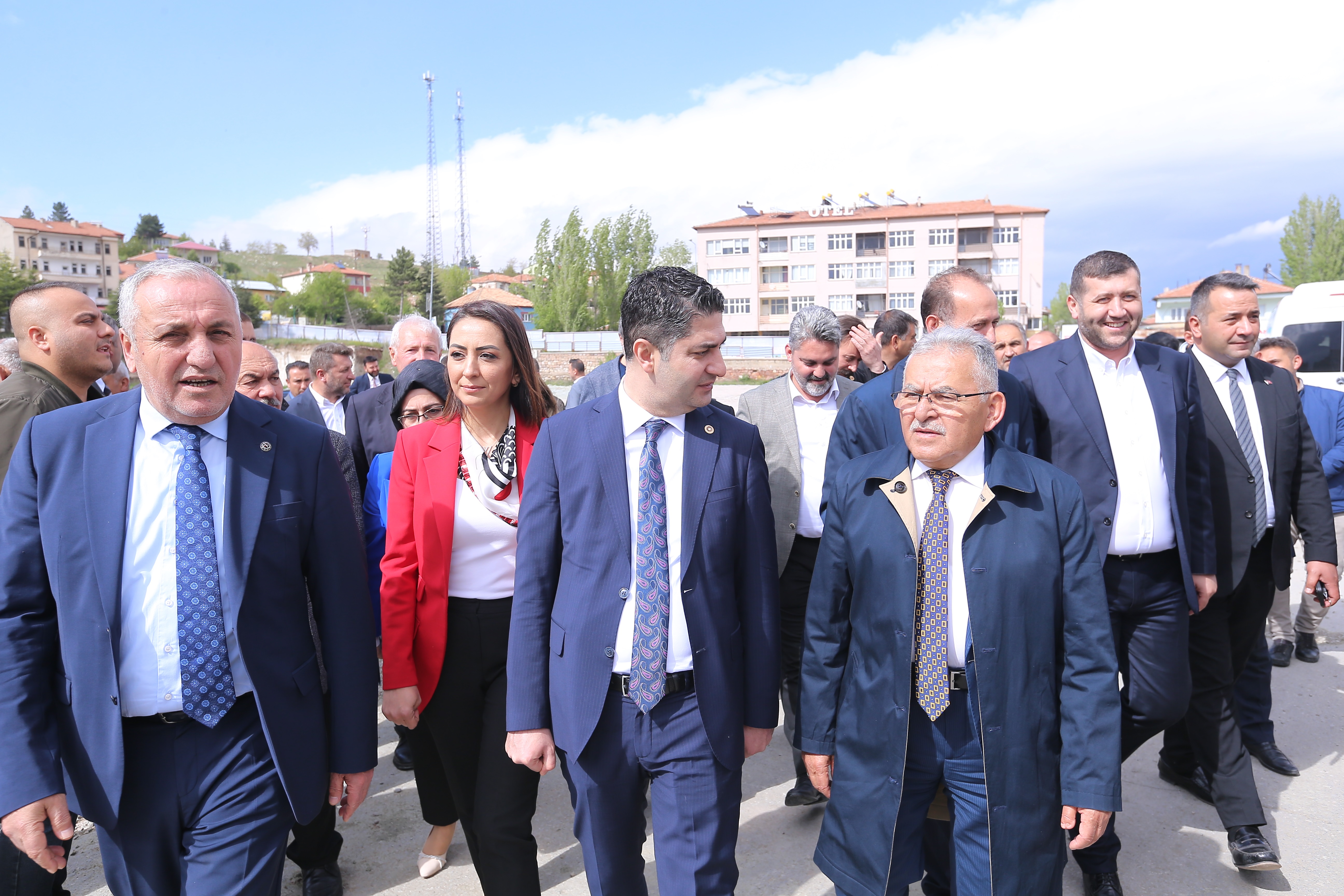 Başkan Büyükkılıç, Pınarbaşı Terminal ve Ticaret Binası Projesi’ni inceledi