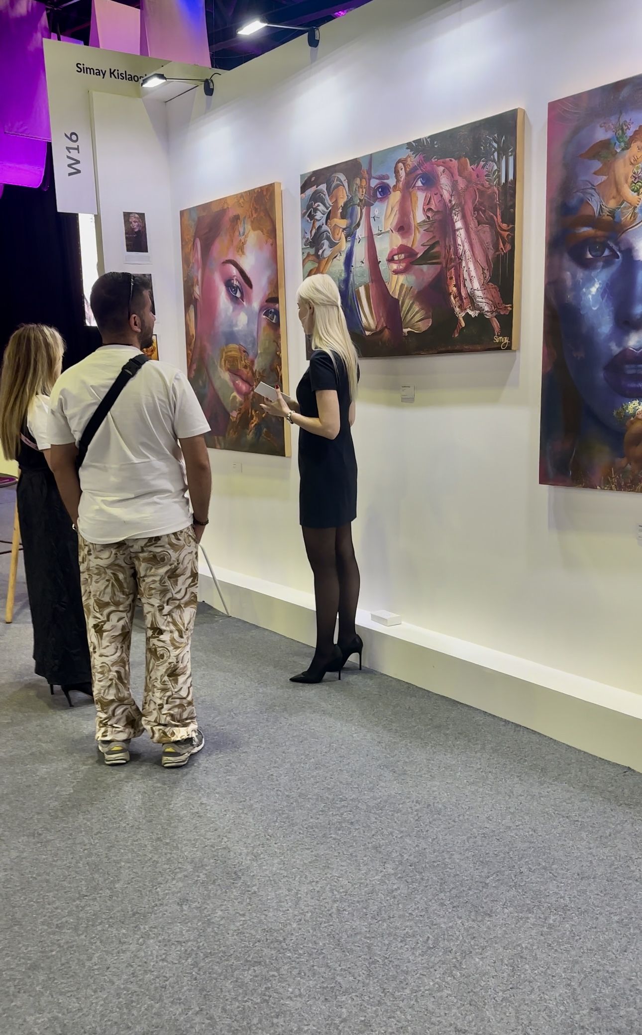 Simay Kışlaoğlu, World Art Dubai’de kadın gücünü yansıttı
