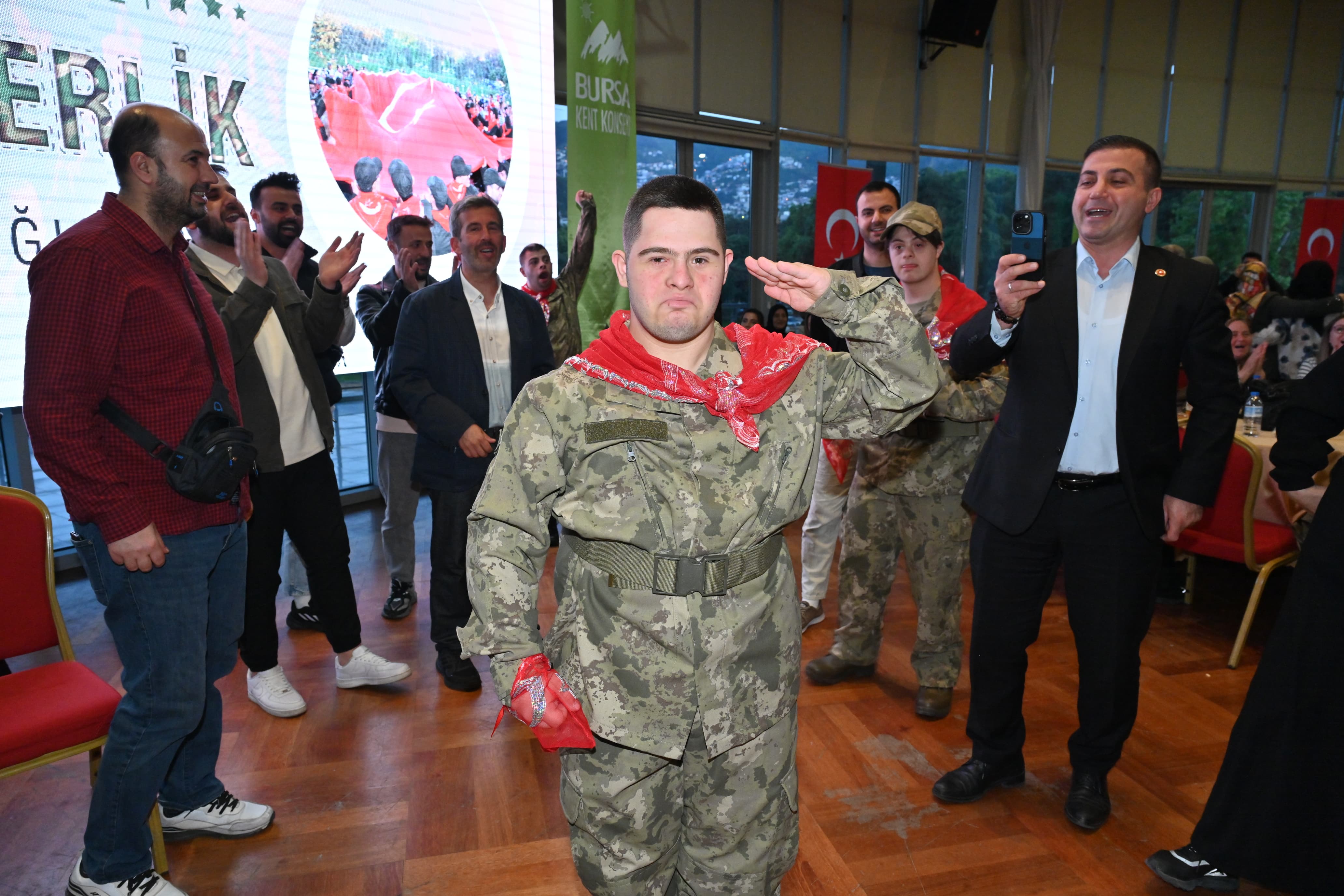 Bursa’dan engellilere 1 günlük temsili askerlik programı