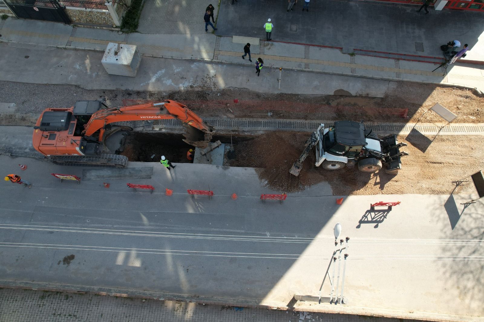 İZSU’da altyapı yatırımları devam ediyor