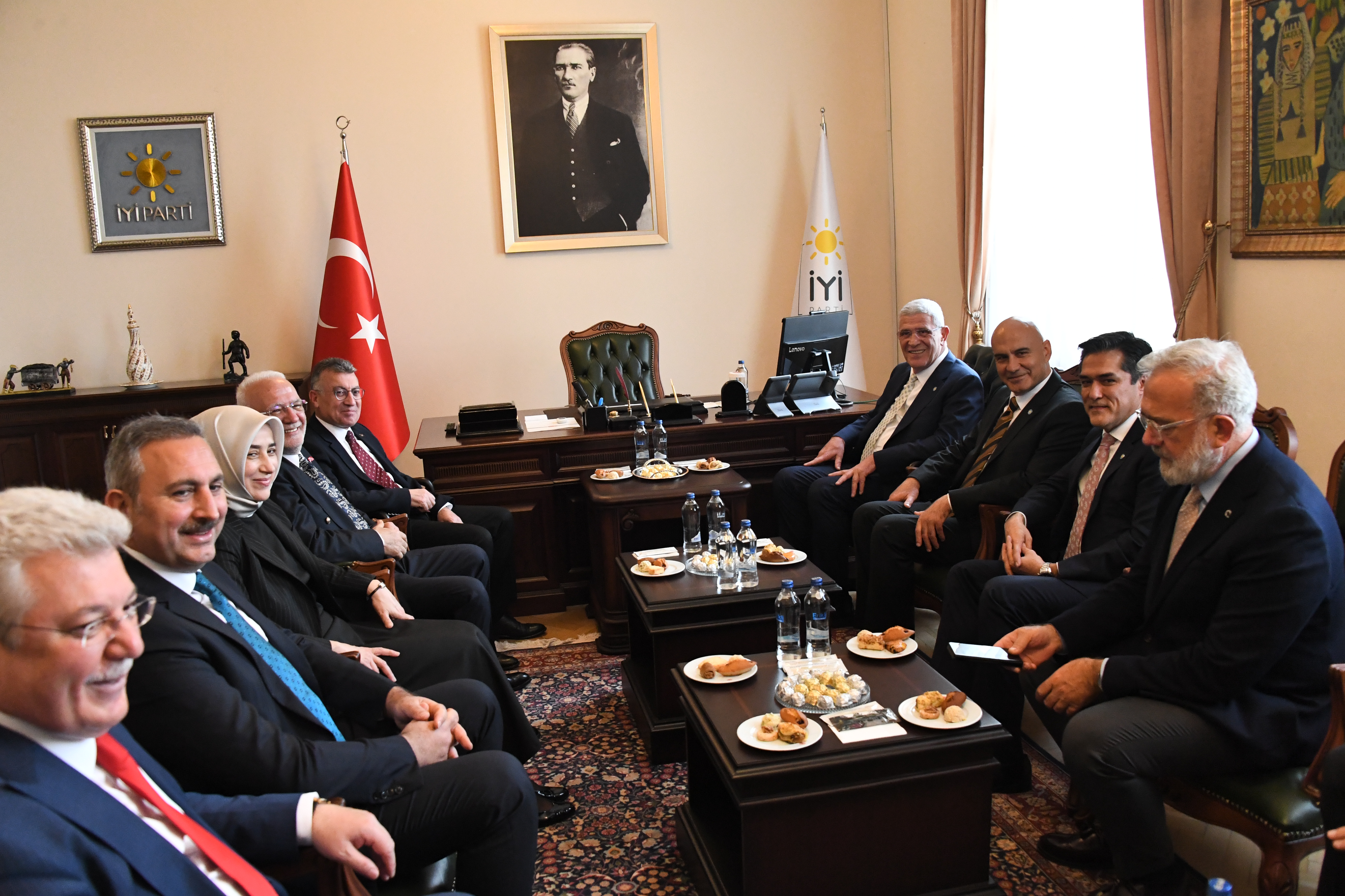 Dervişoğlu, AK Parti Grup Başkanı Güler ve beraberindekileri kabul etti