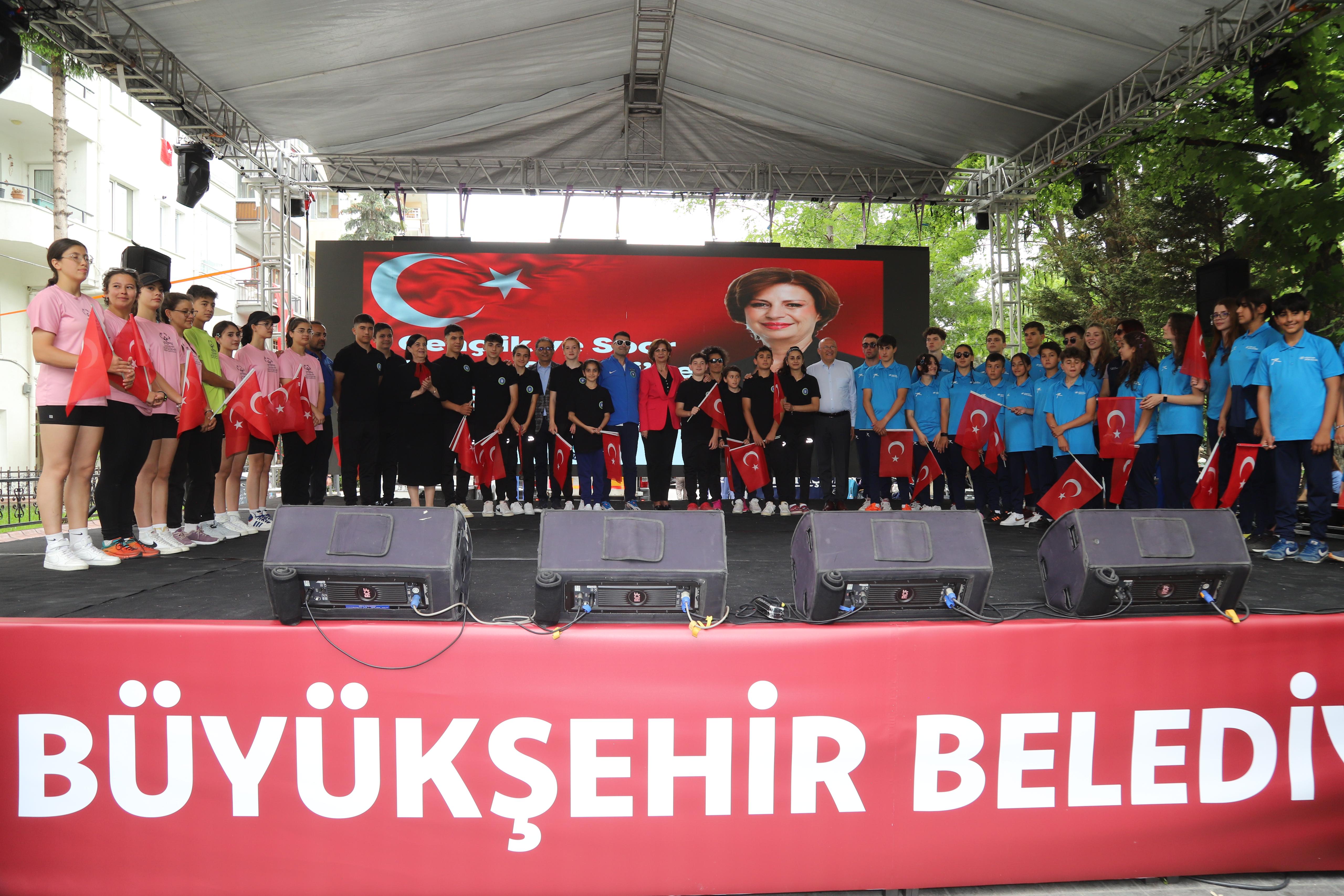 Eskişehir’de “Durgunsu Kano Gençlik Kupası Yarışları” düzenlendi
