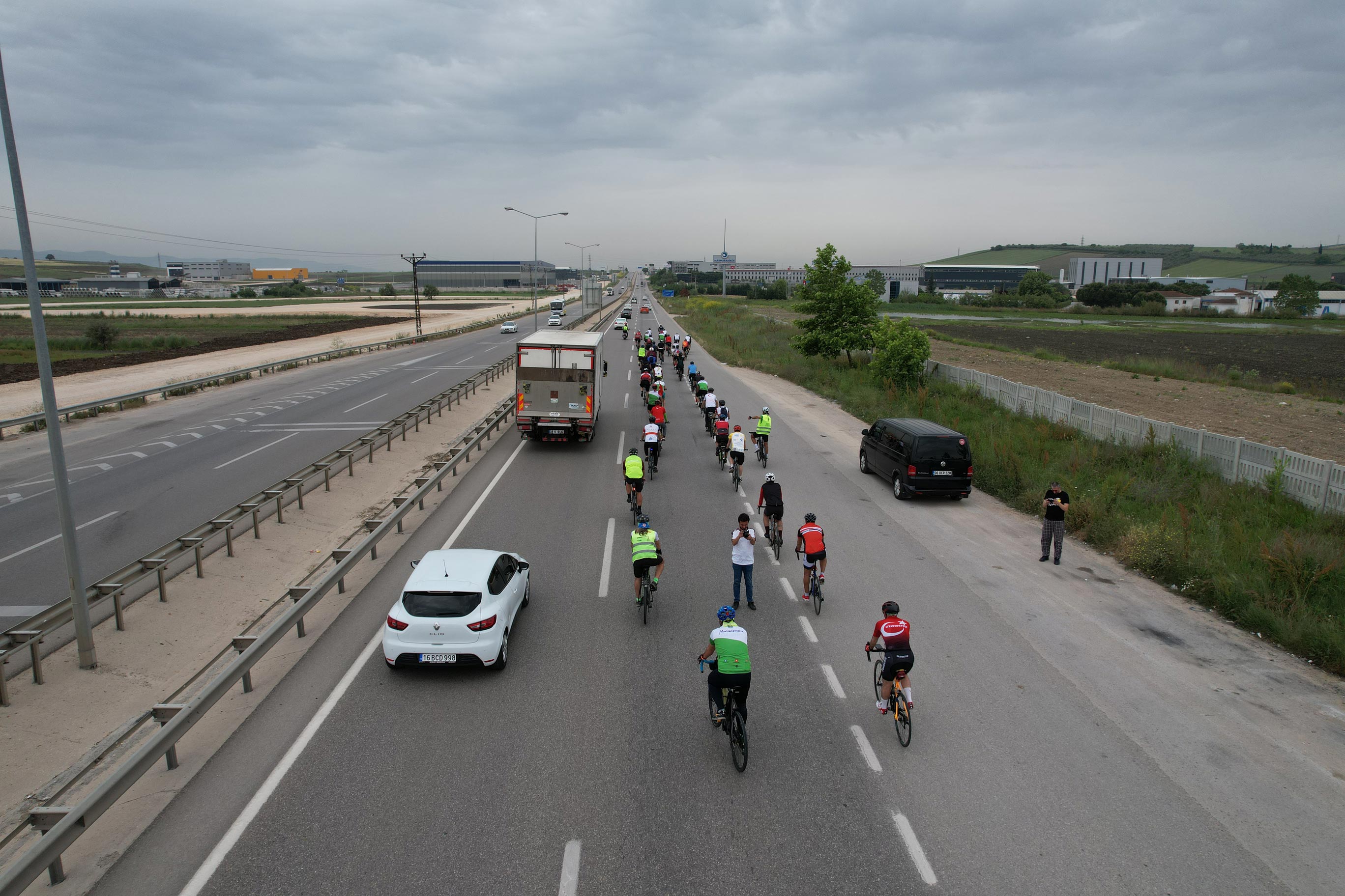 Nilüfer’de 19 Mayıs etkinliklerinde bisiklet turu gerçekleştirildi