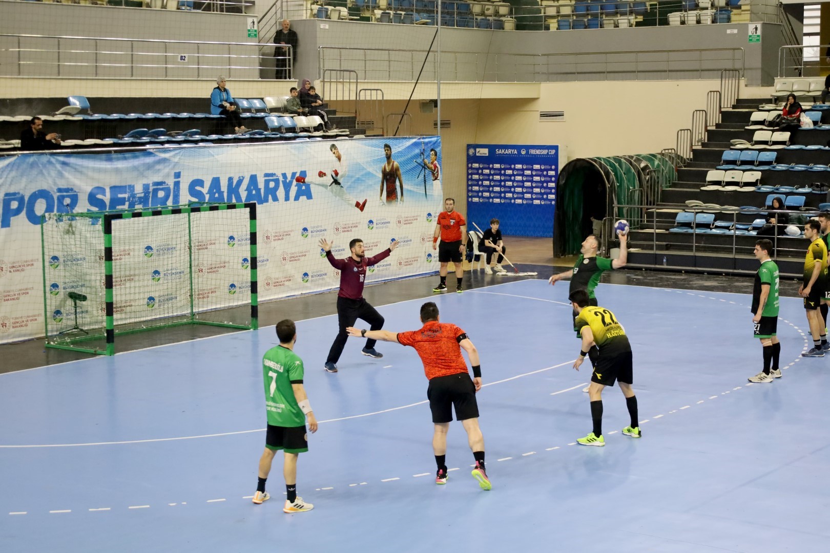 Erkekler Süper Ligi’nde Beşiktaş Safi Çimento ve Sakarya BBSK, Final Turu’nda