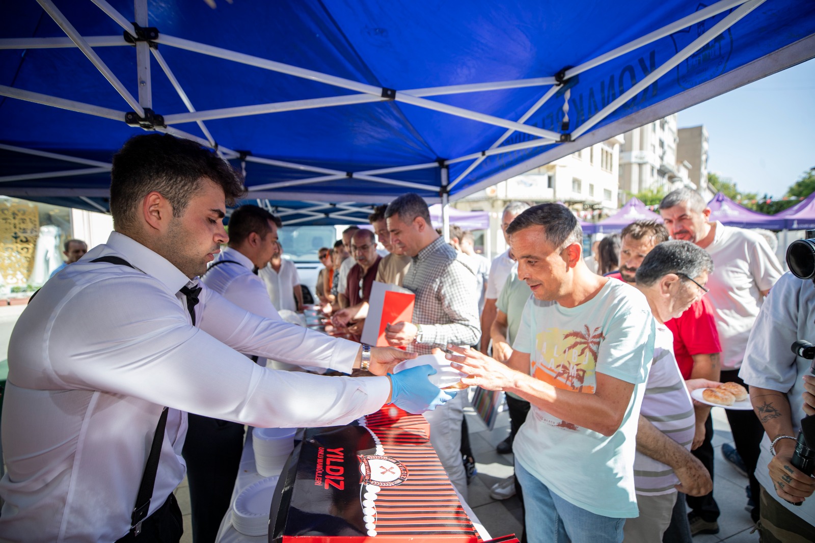 Başkan Tugay, moda sektörünün temsilcileriyle buluştu