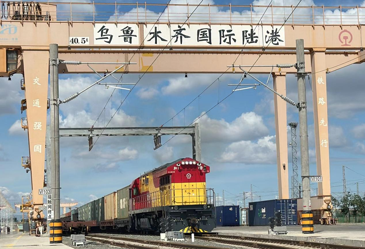Çin-Avrupa yük trenleri karşılıklı fayda ve kazanç sağlıyor