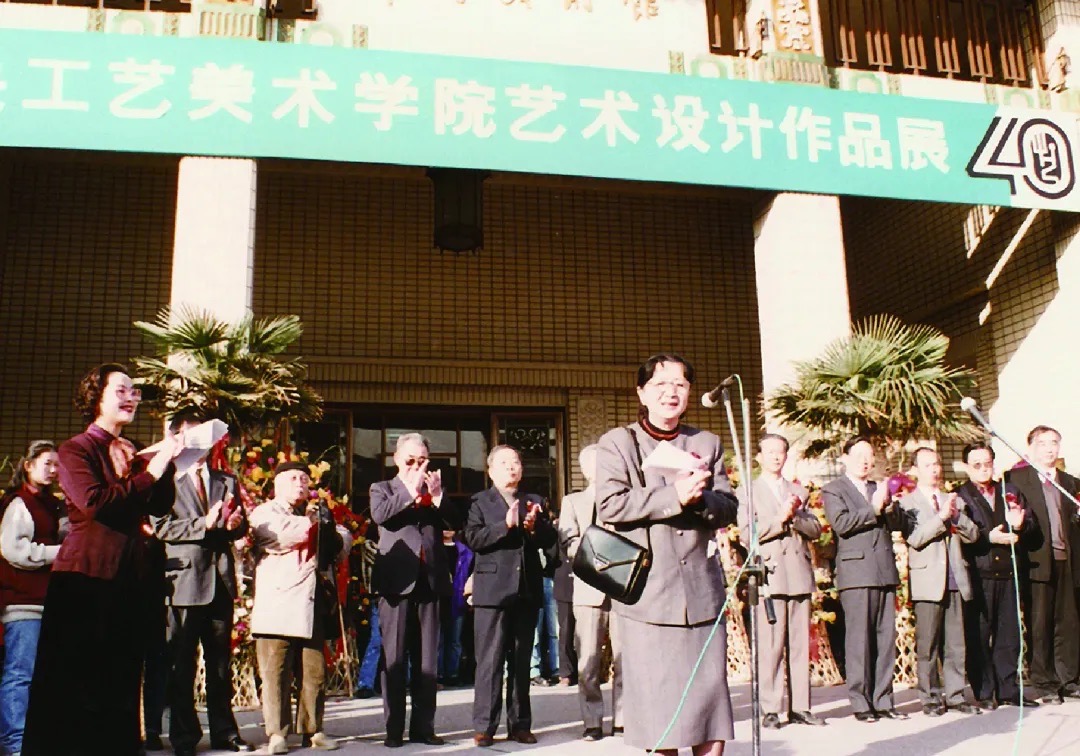 93 yaşındaki “Dunhuang’ın Kızı”nın ömür boyu arayışı