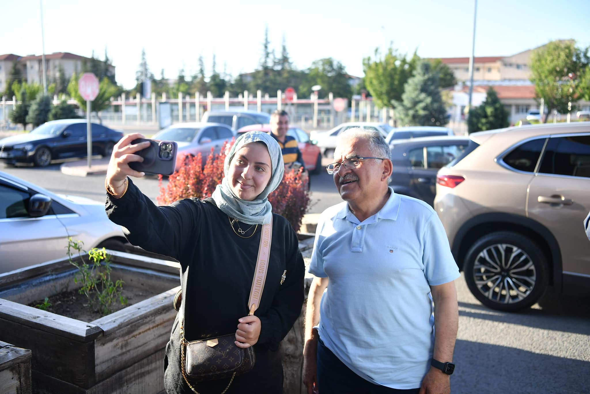 Başkan Büyükkılıç, yabancı uyruklu öğrencilerle bir araya geldi