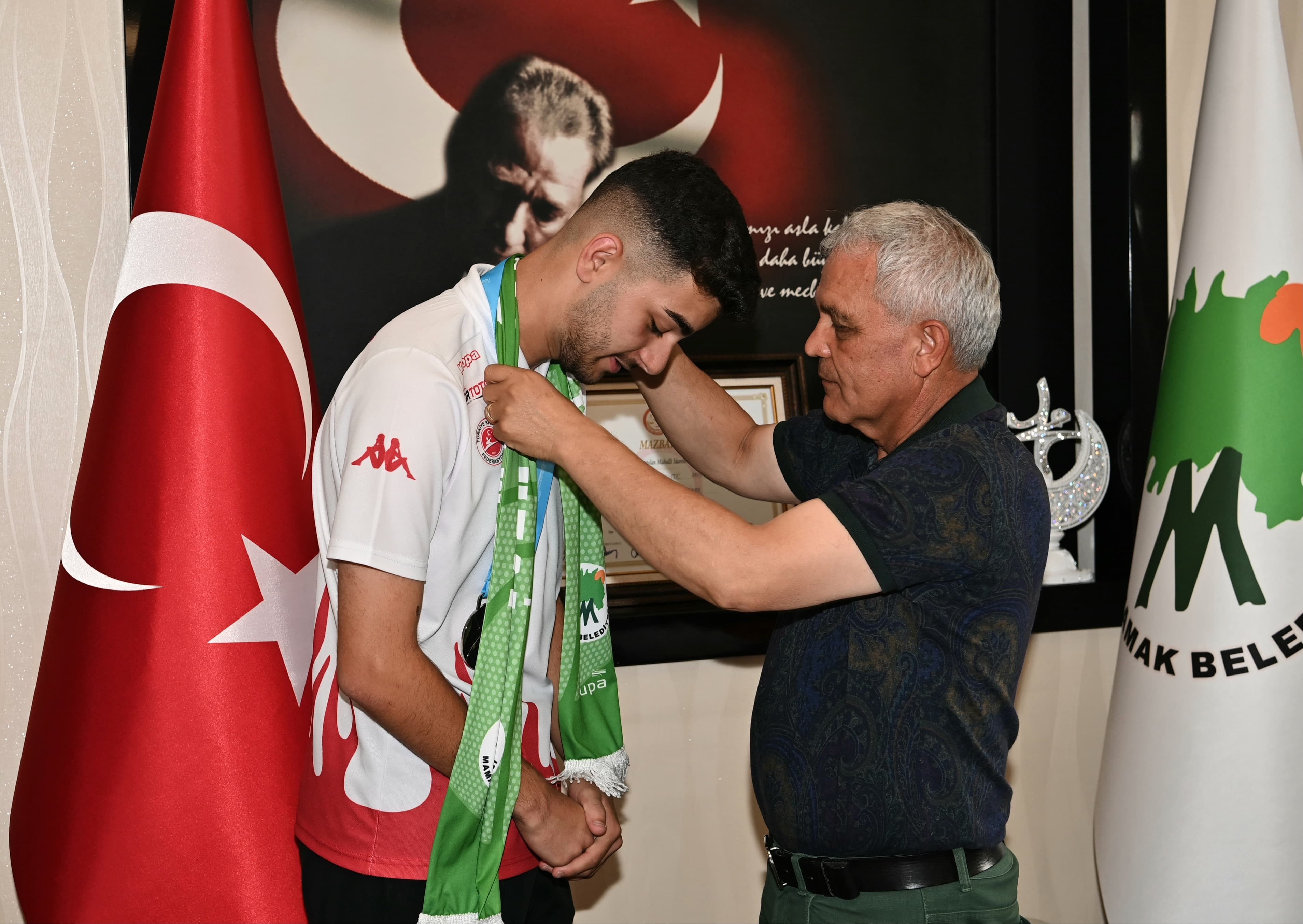 Mamaklı sporcu Öcal, kick boks turnuvasında ikinci oldu