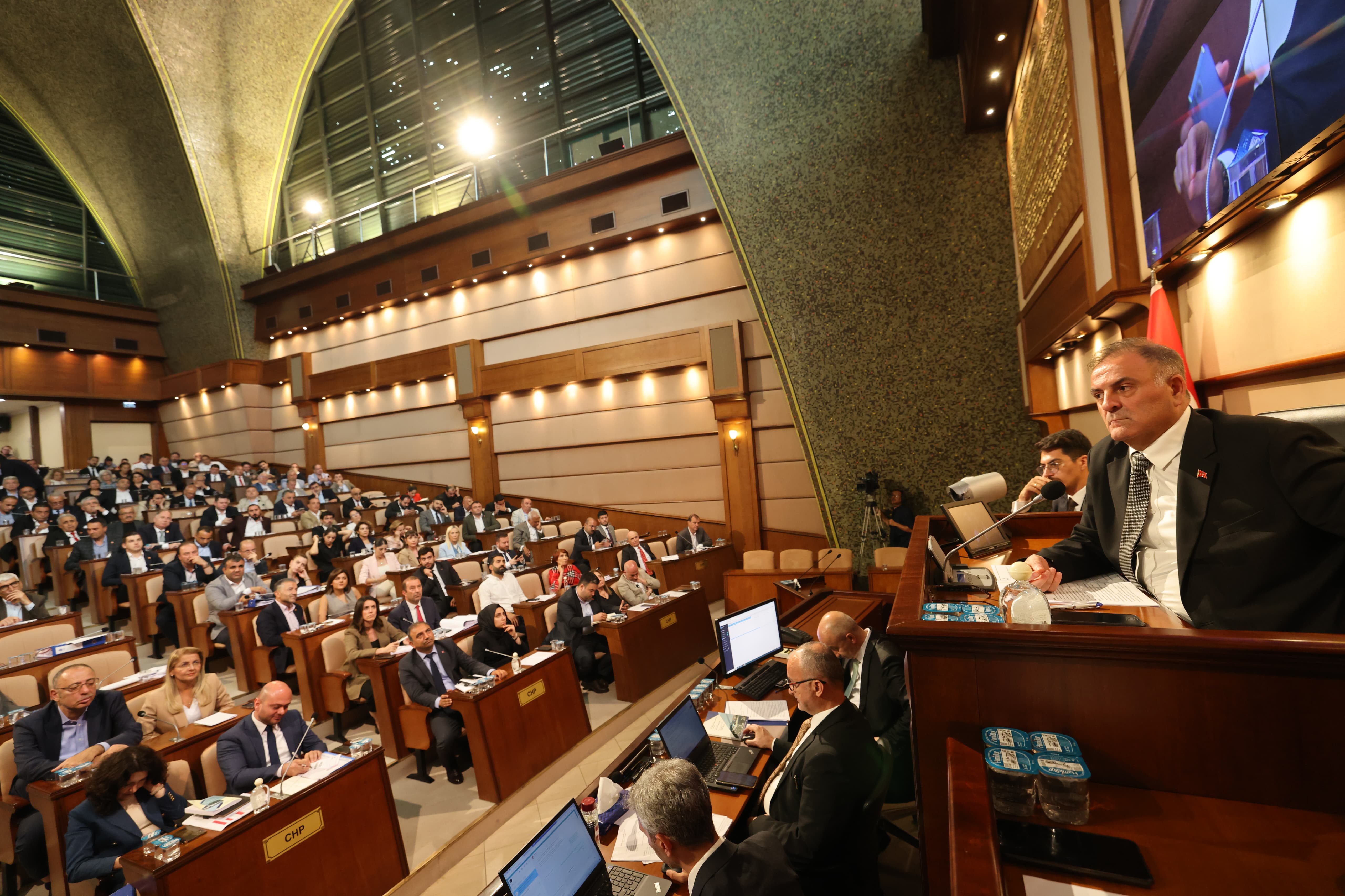 İstanbul’da toplu ulaşımda öğrenci indirimine yaş sınırı