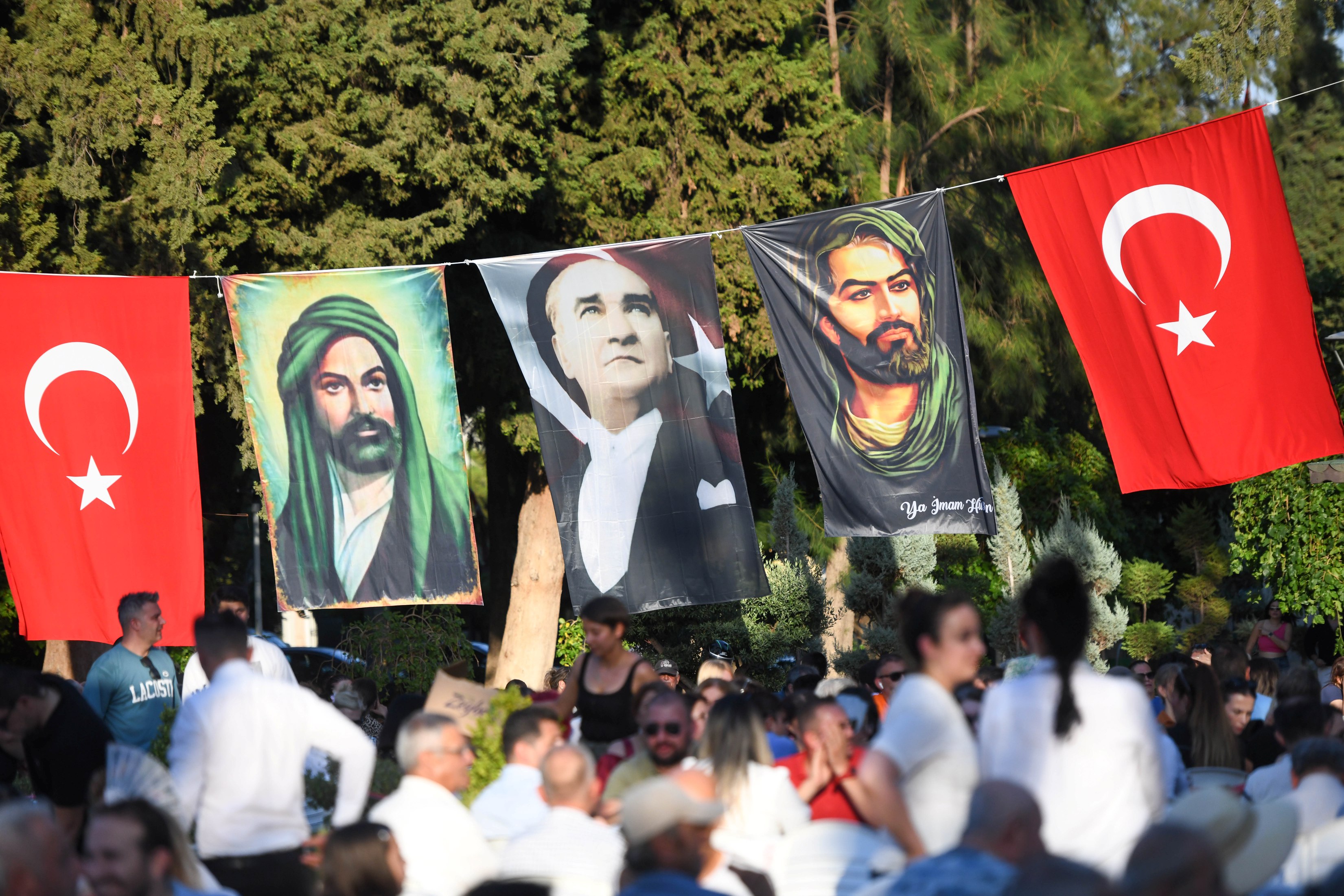 Bornova’da Geleneksel Aşure Günü etkinliği düzenlendi