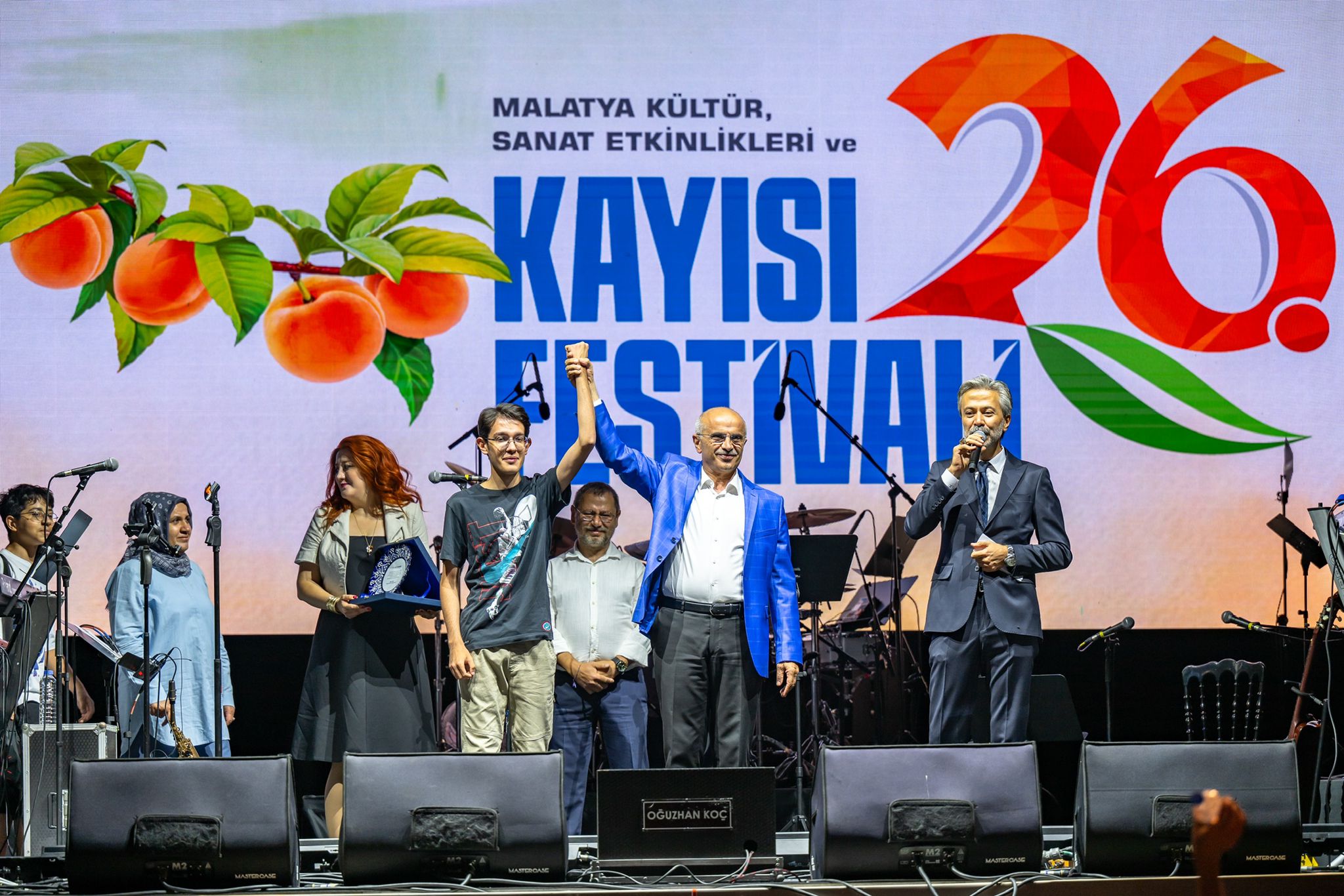 Kayısı Festivali’nde Oğuzhan Koç rüzgarı