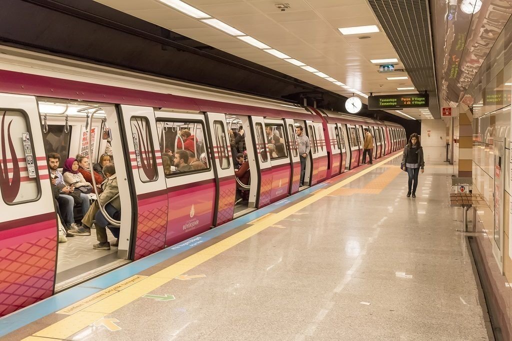 İstanbul Festivali boyunca metro sefer saatleri uzayacak