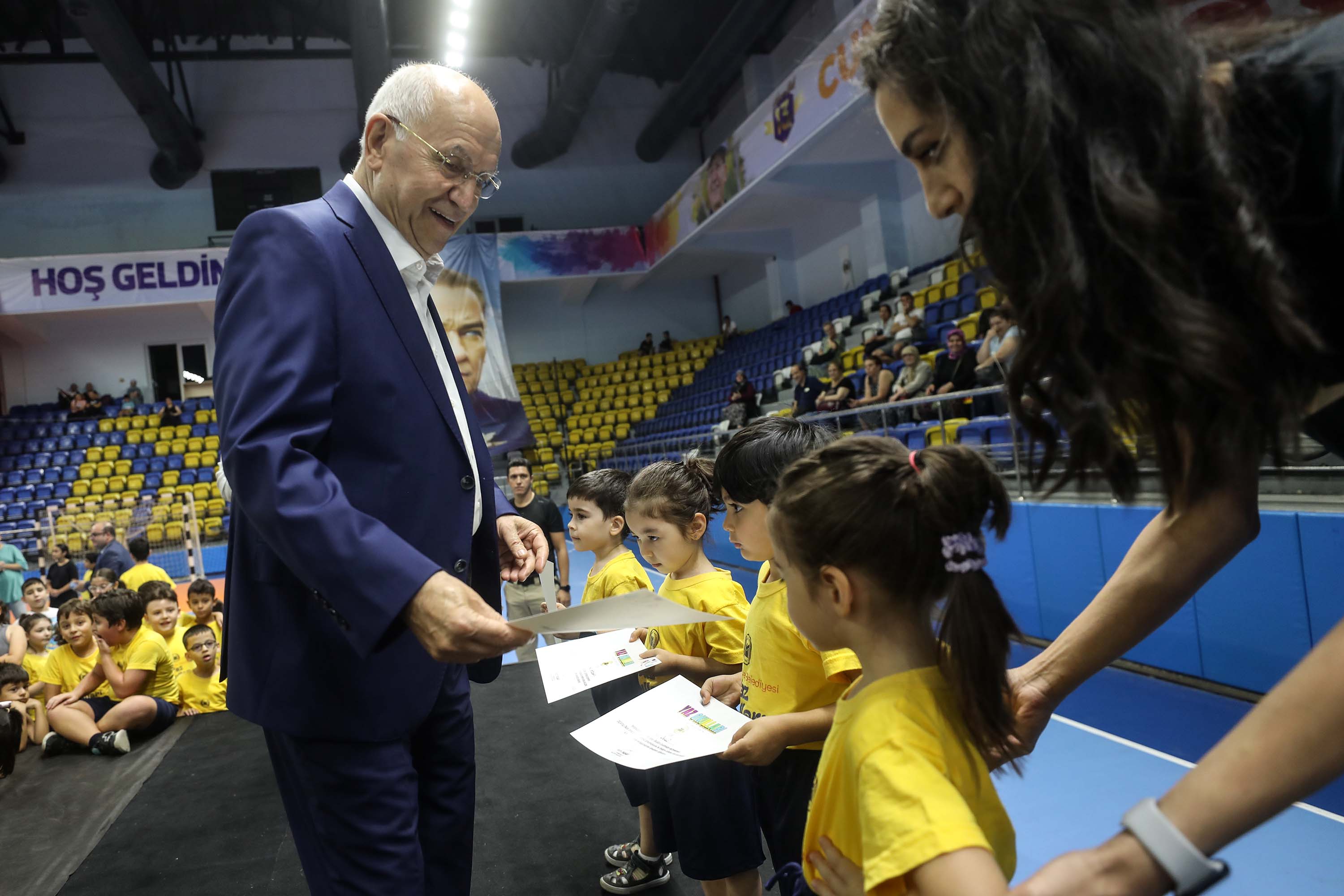 Yenimahalleli çocuklar yaz okulunu tamamladı