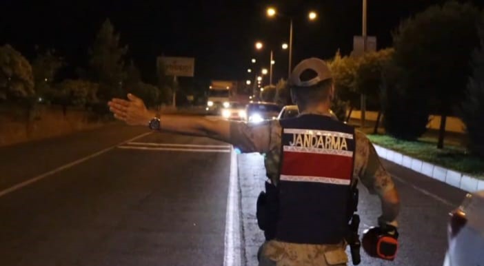 Şanlıurfa’da polis ve jandarmadan geniş çaplı huzur operasyonu