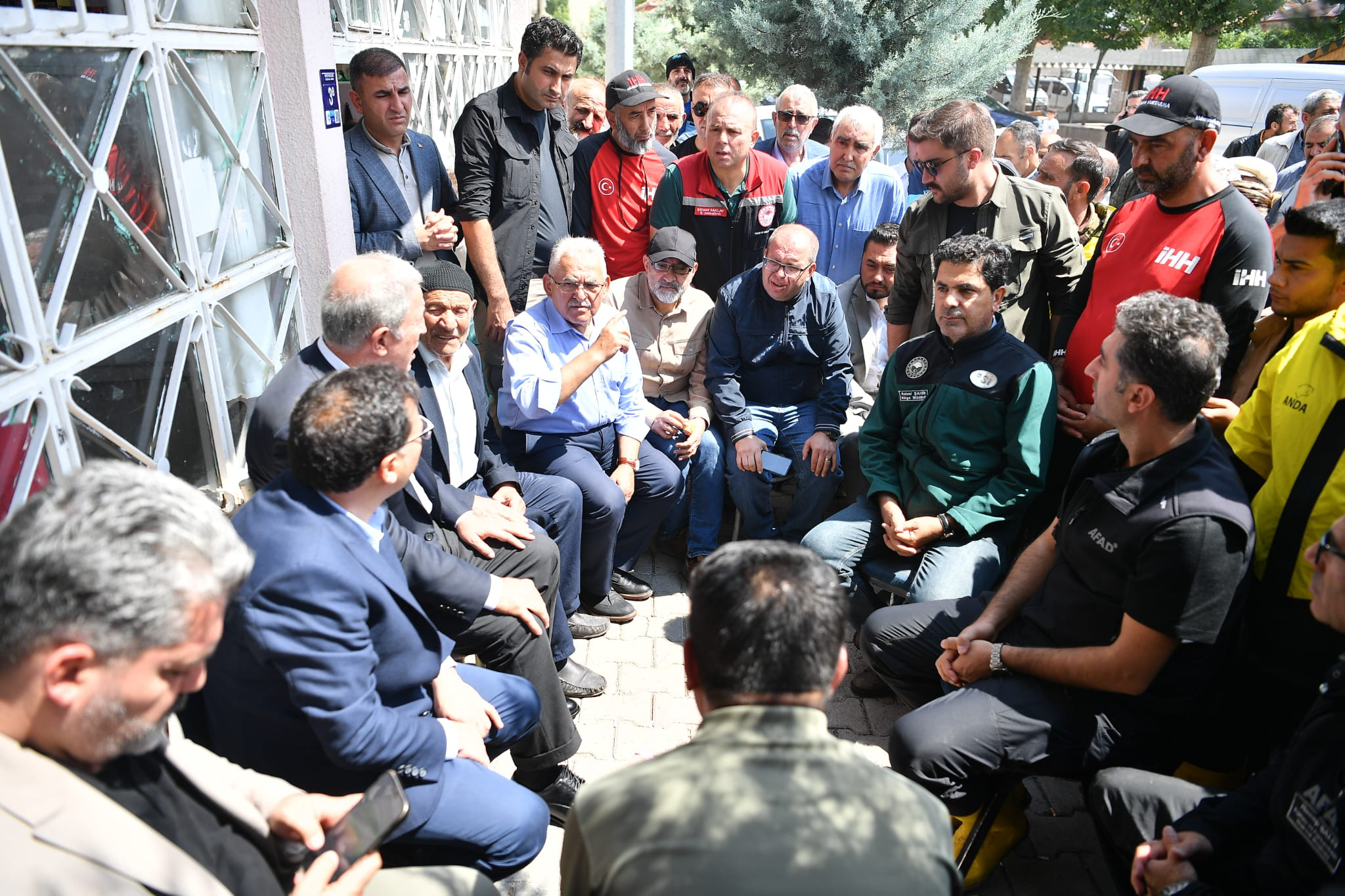 Büyükkılıç, selde hayatını kaybeden Saraç’ın ailesine taziye ziyaretinde bulundu