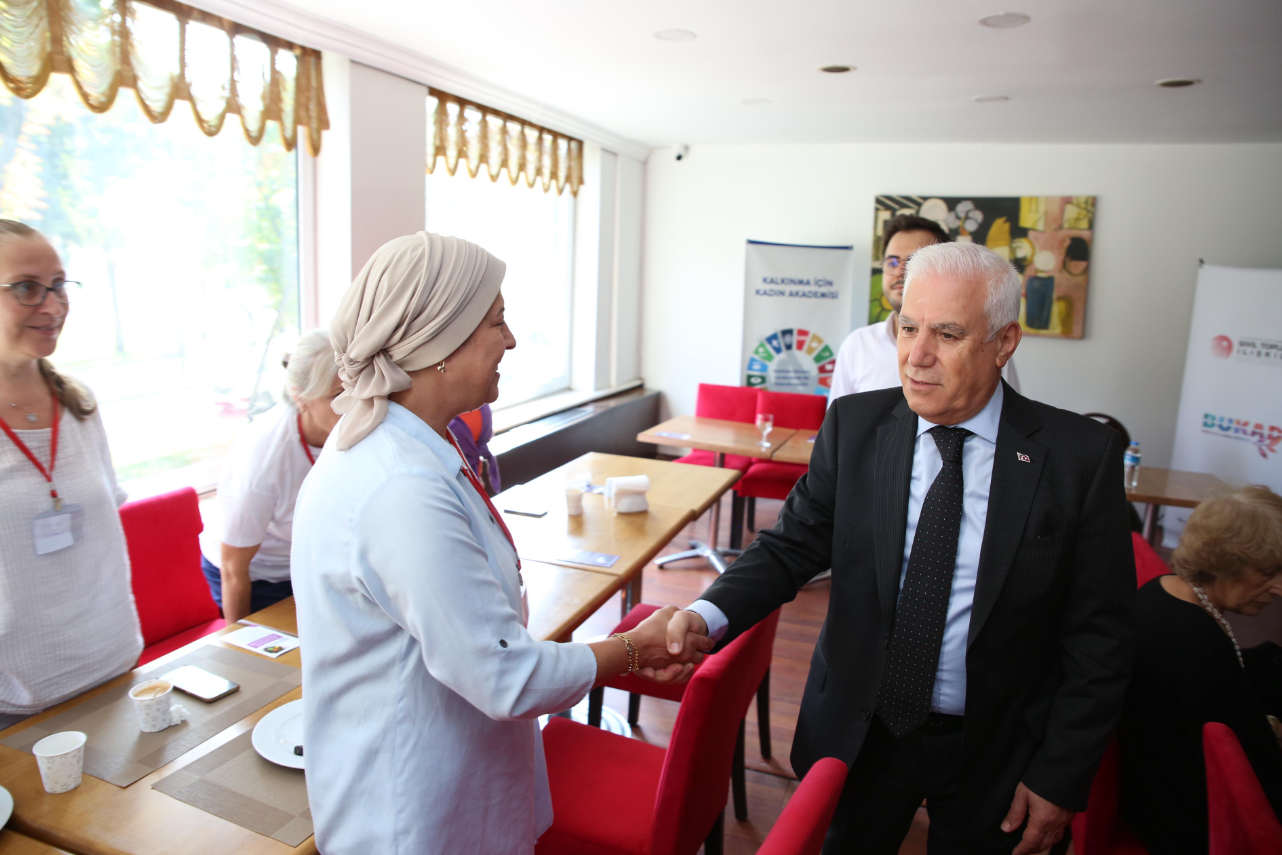 Başkan Bozbey, Kalkınma için Kadın Akademisi Zirvesi’nde yer aldı