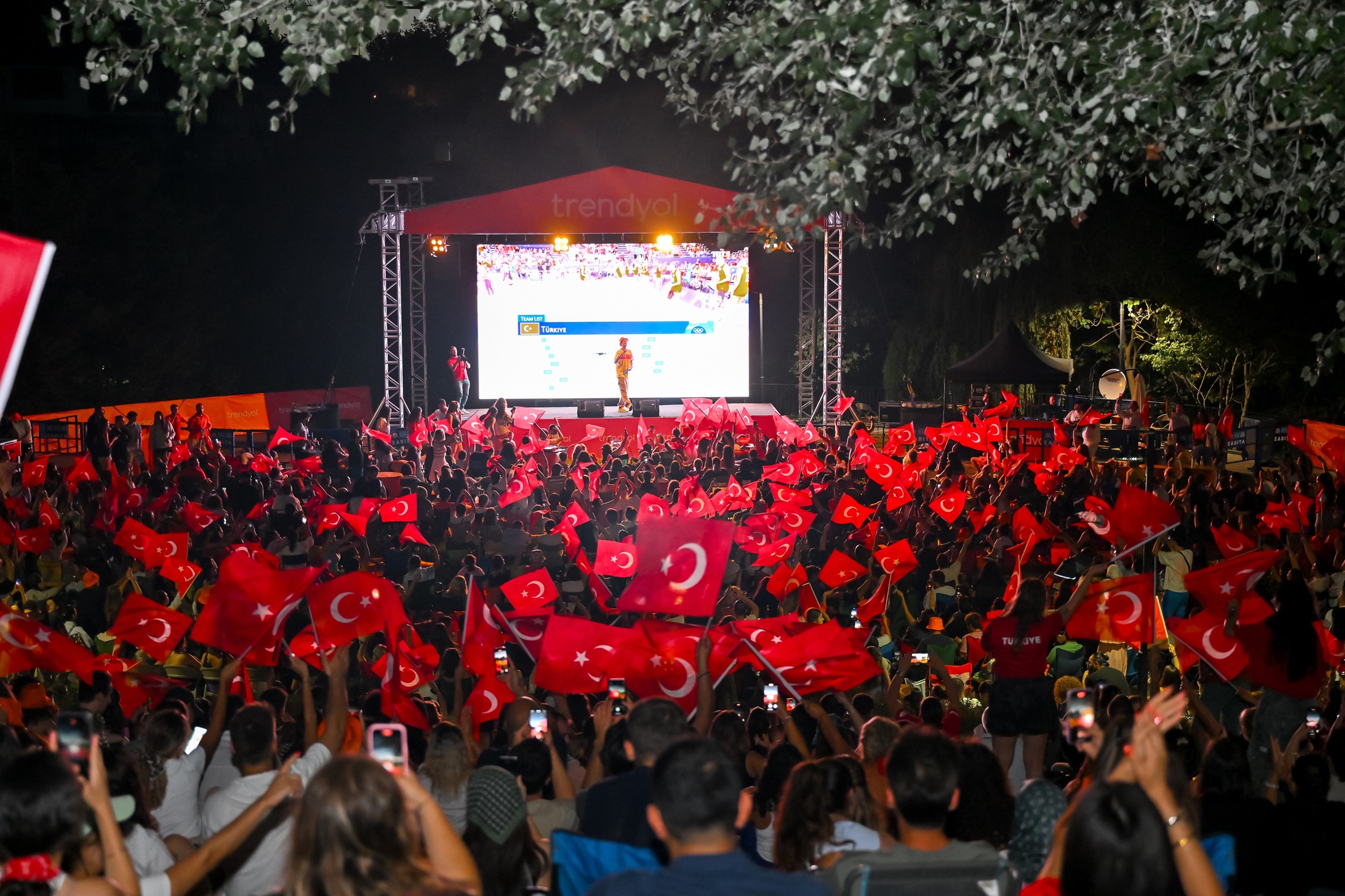 Trendyol’un “Sporun Yazı” etkinlik serisinde; millileri 50 bini aşkın kişi izledi