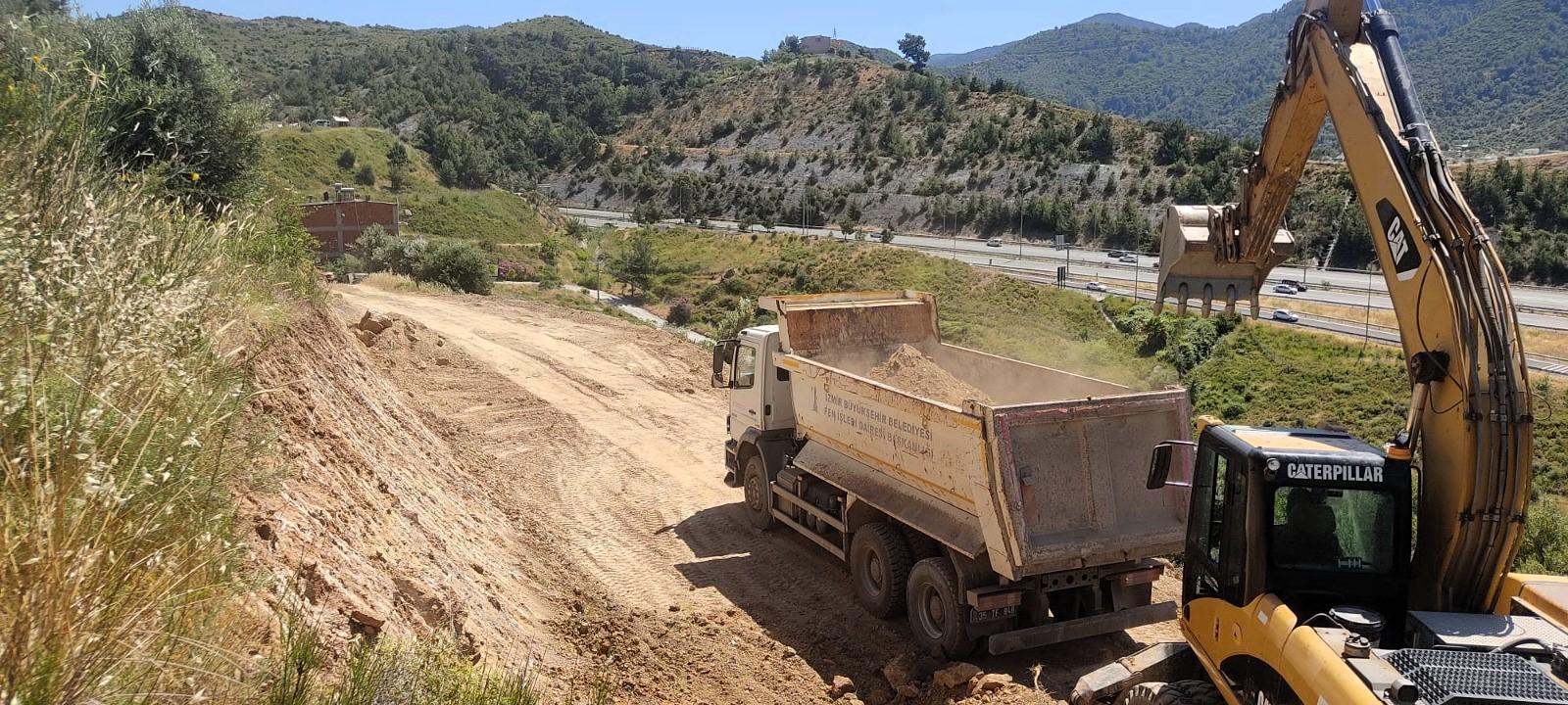 İzmir Büyükşehir, ulaşım yatırımlarını sürdürüyor