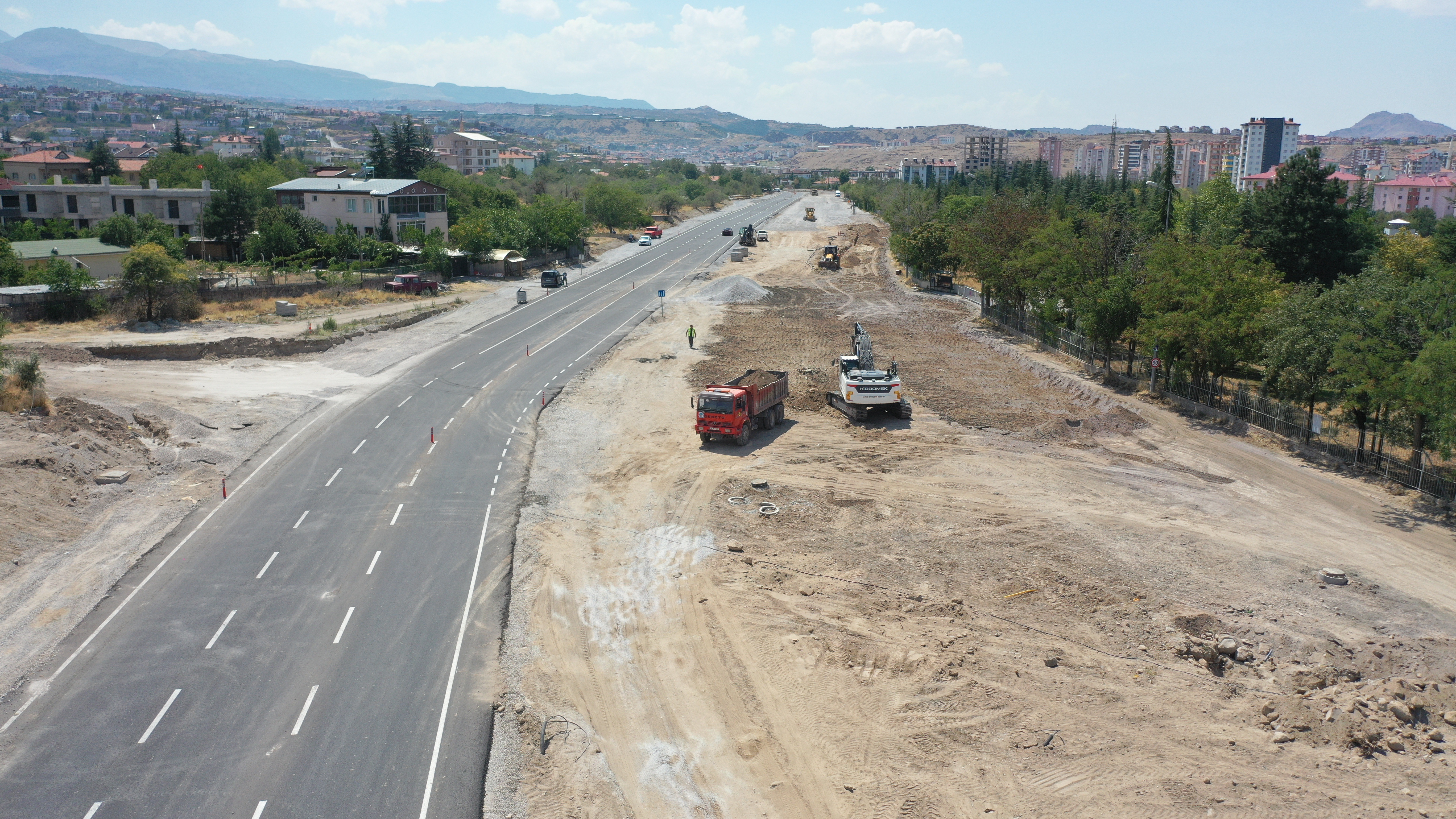 Başkan Büyükkılıç: Yol konforunu artırıyoruz