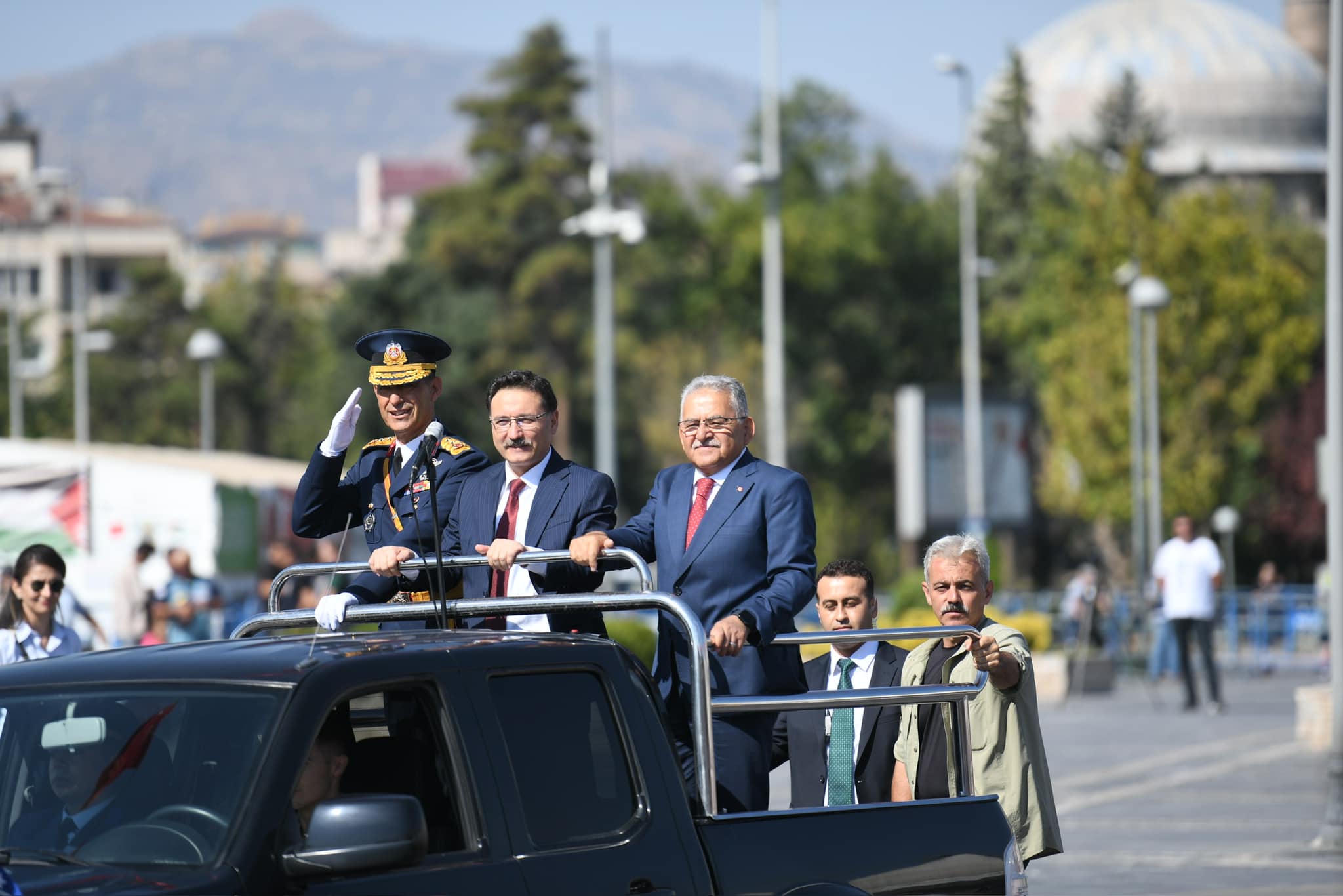 Başkan Büyükkılıç, Zafer Bayramı’nın 102’nci yıl dönümünü Kayserililerle birlikte kutladı