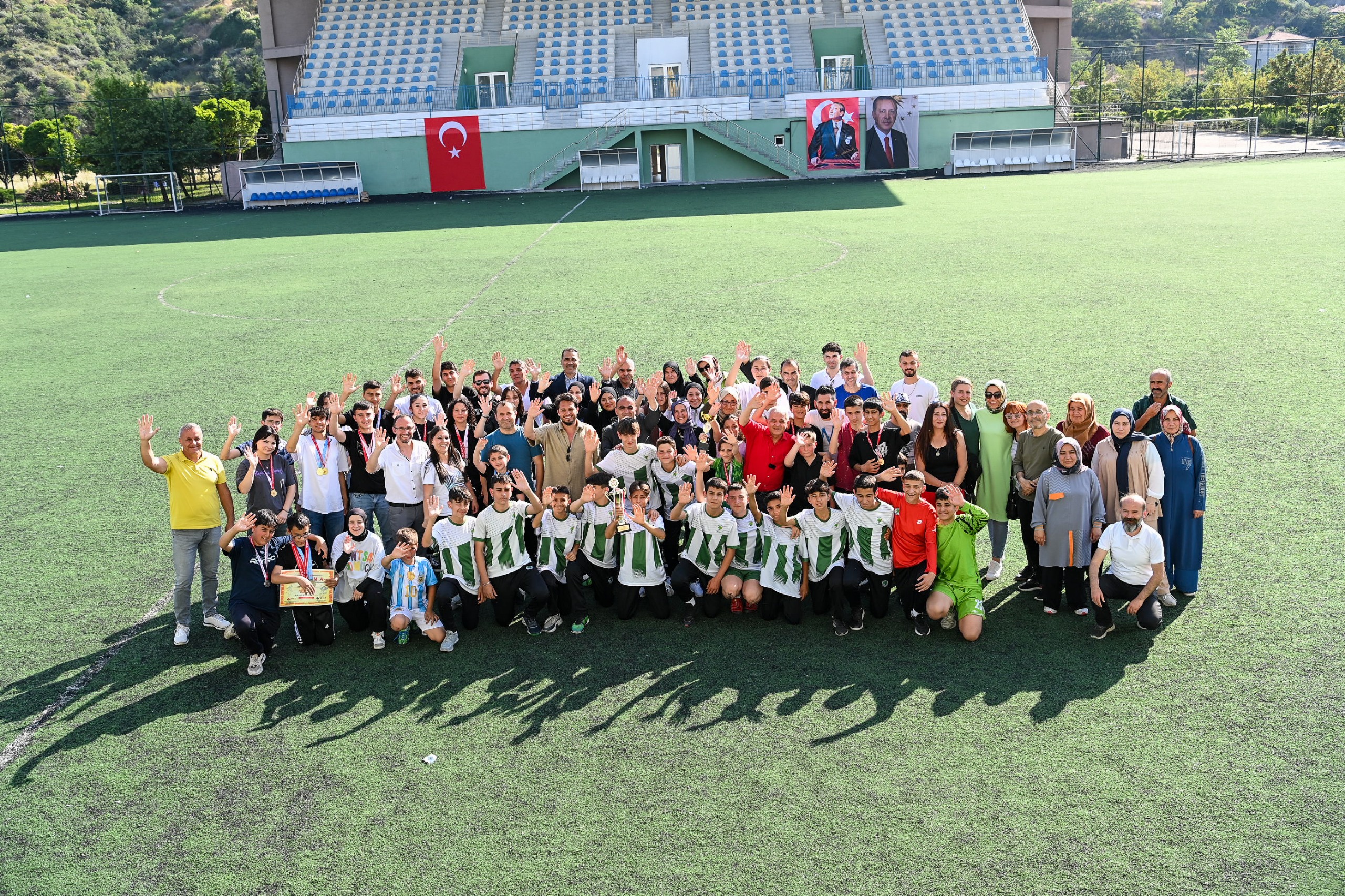 Başkan Şahin’den spor tesislerine ziyaret