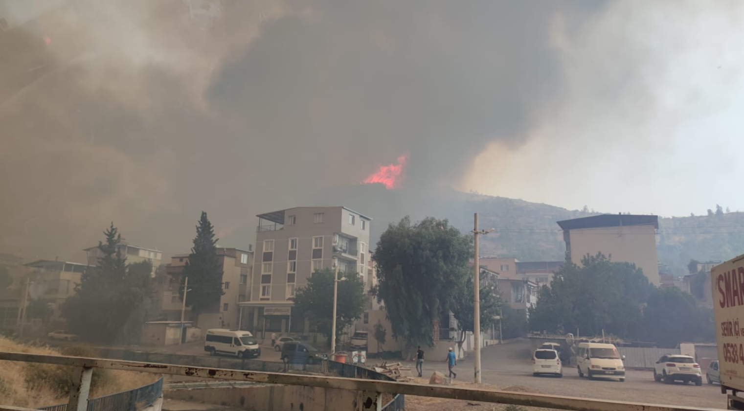 Yamanlar Dağı’nda çıkan yangınla mücadele sürüyor