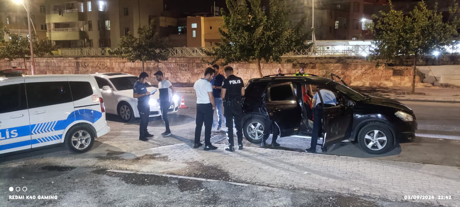 Şanlıurfa’da huzur operasyonu: 15 bin kişi ve yüzlerce araç denetlendi