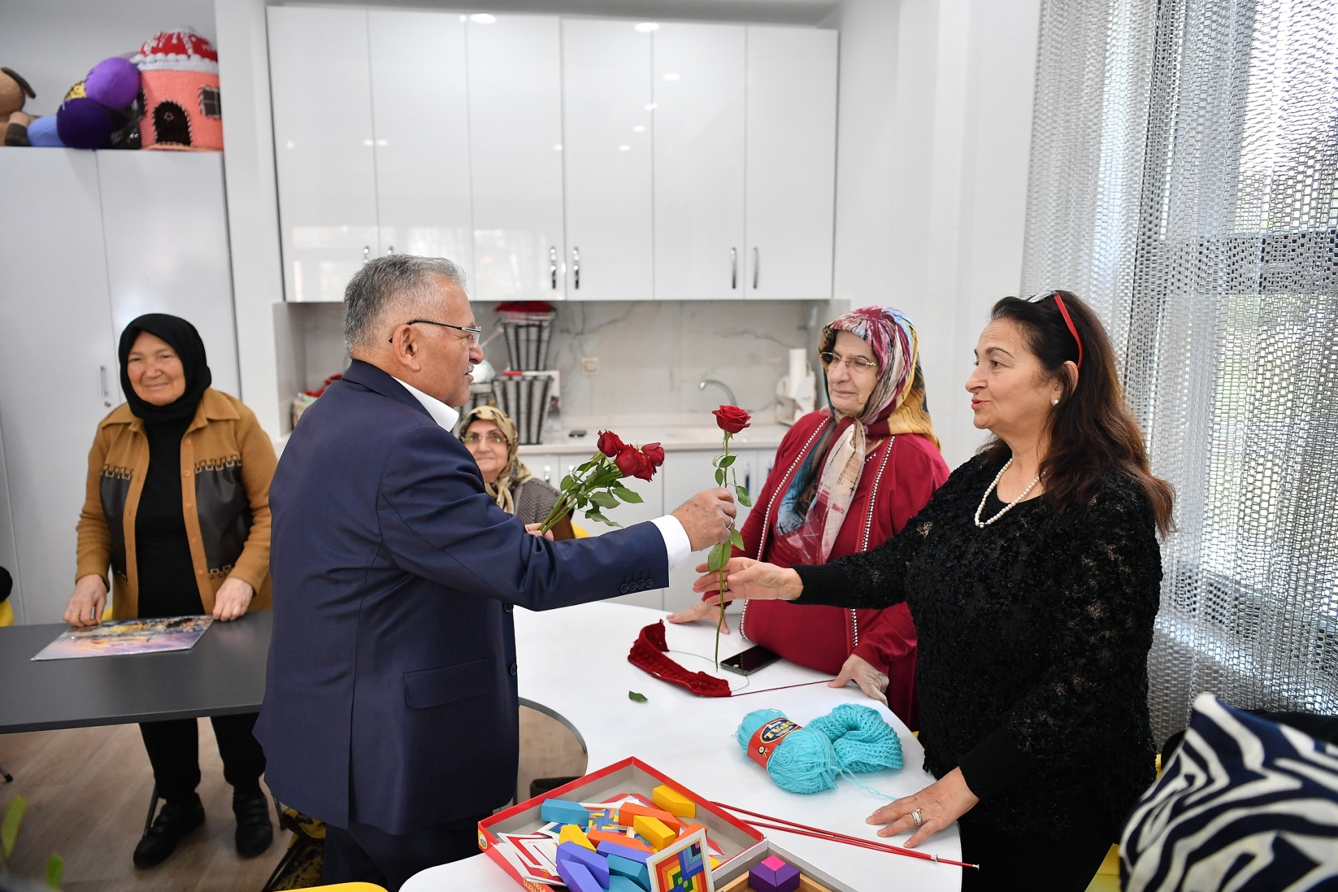 Başkan Büyükkılıç, 1 Ekim Dünya Yaşlılar Günü nedeniyle mesaj yayımladı