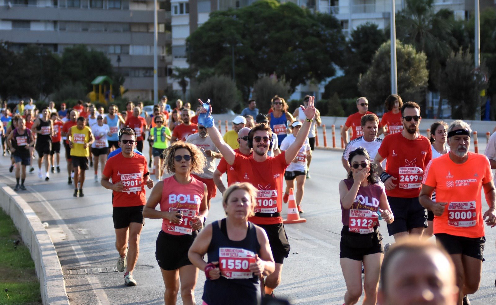 İzmir’de toplu ulaşıma maraton düzenlemesi