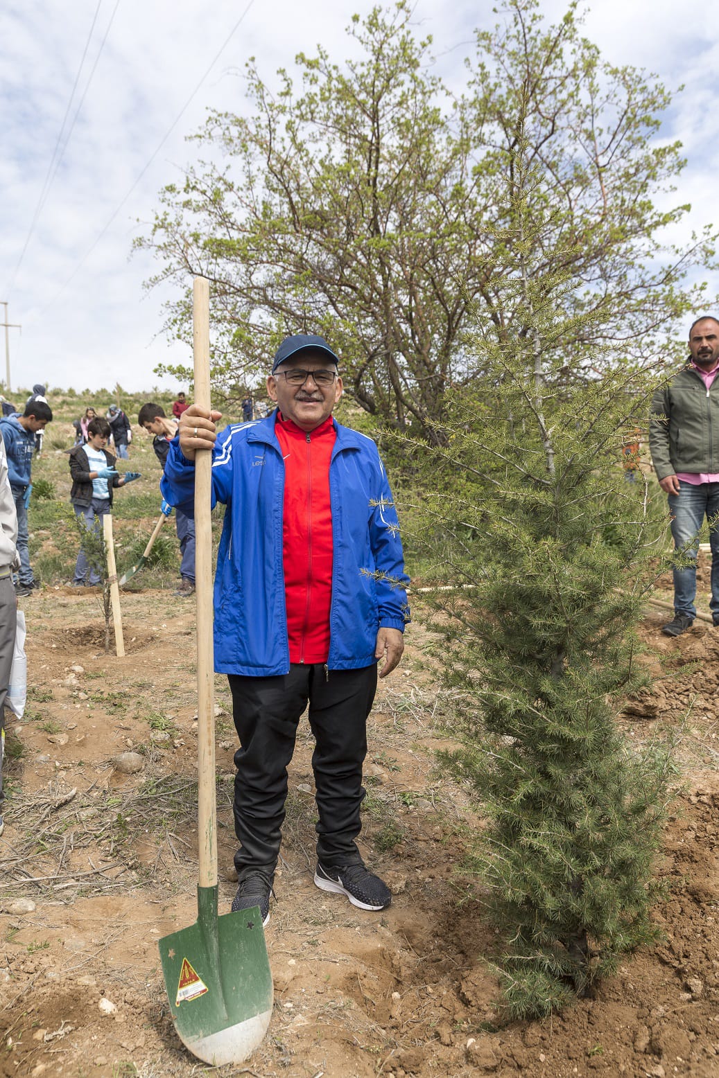 Kayseri Büyükşehir Belediyesi, çevre seferberliğine katkı sağlıyor