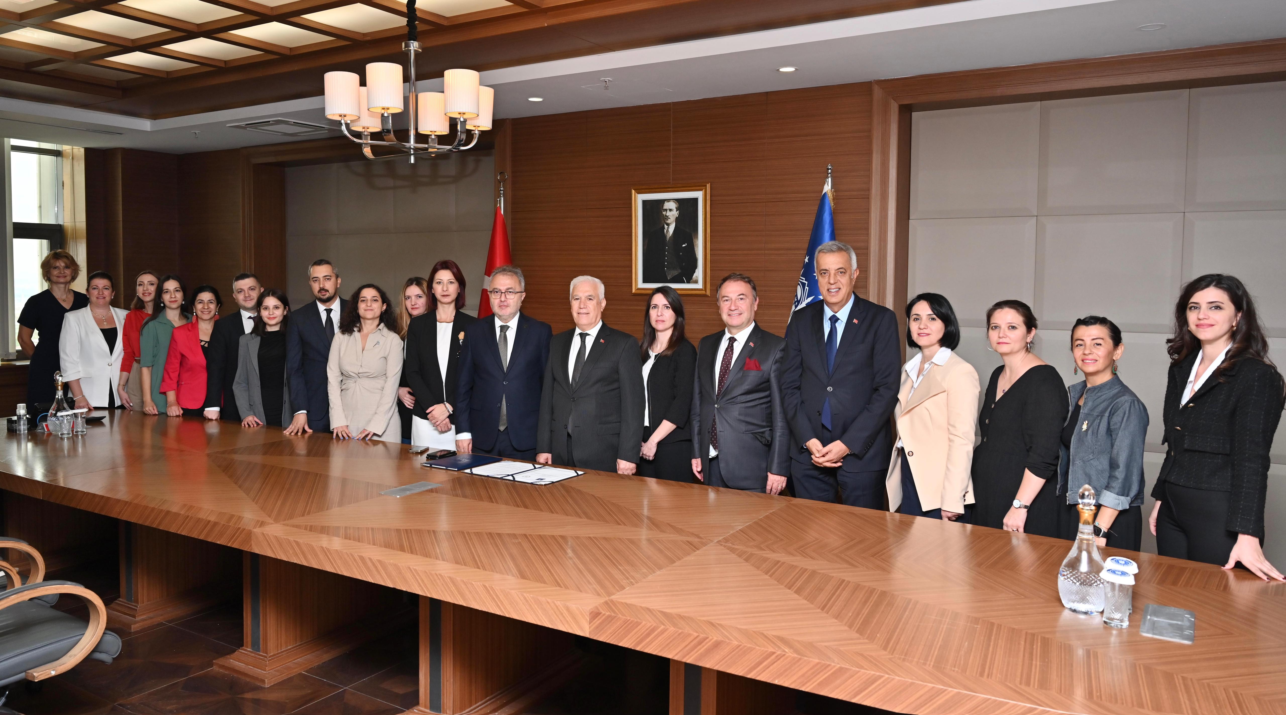 Büyükşehir ve Bursa Barosu’ndan kadına ve çocuğa yönelik şiddete karşı iş birliği