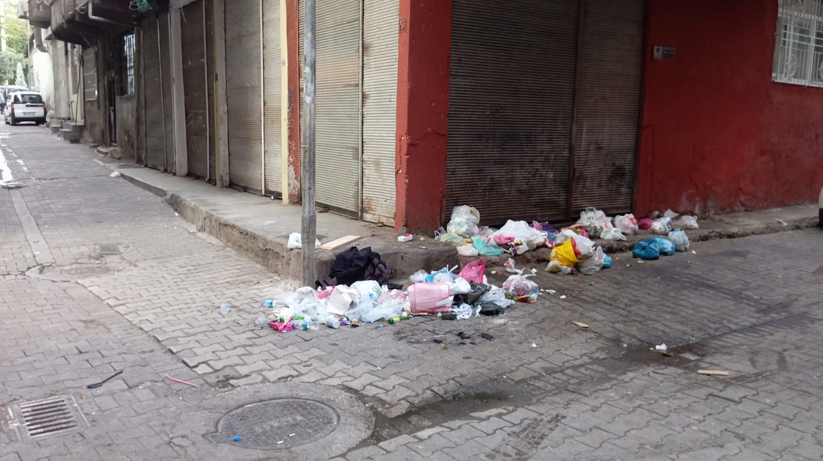 Diyarbakır Sur ilçesinde sokakları talep doğrultusunda temizlendi