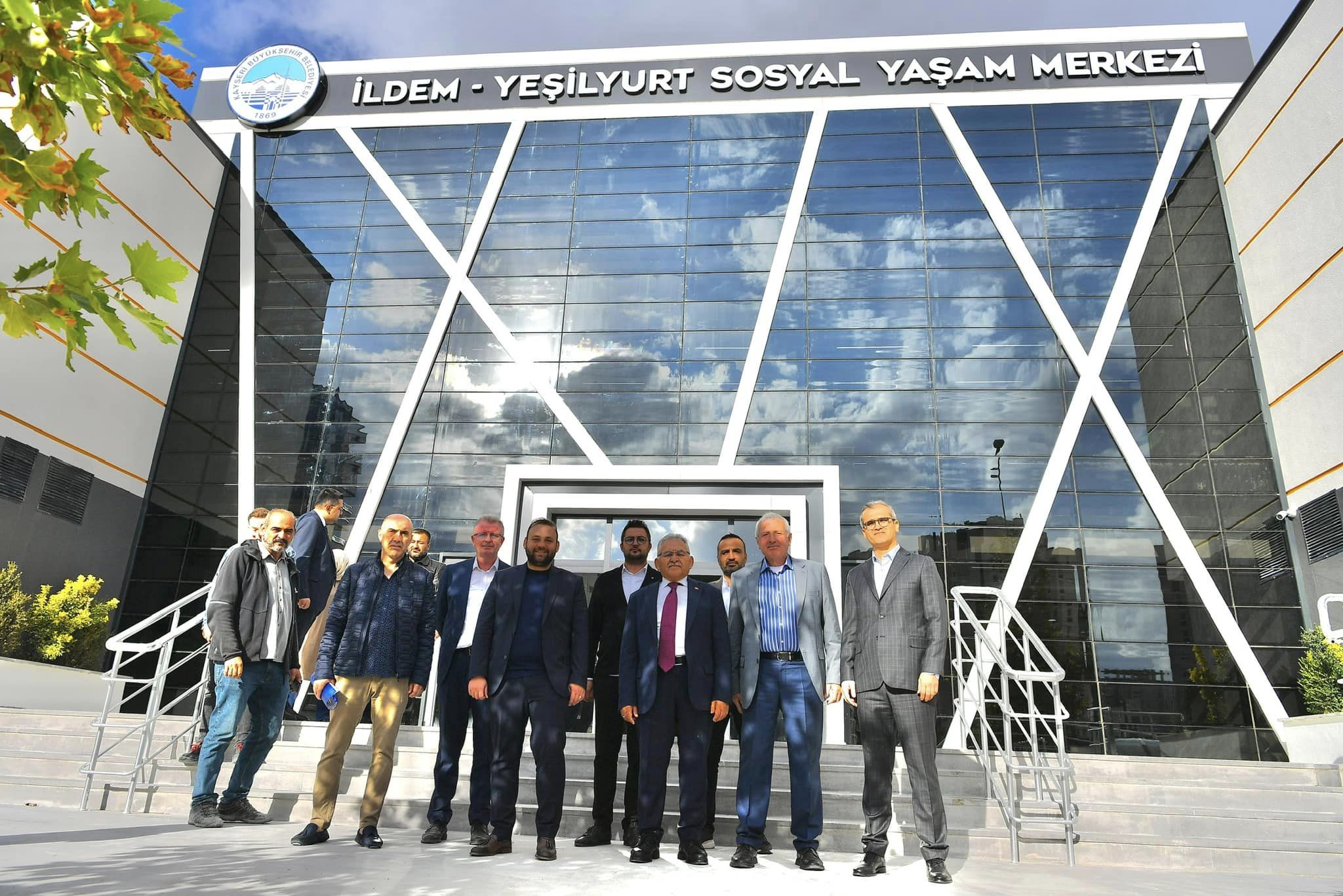 Başkan Büyükkılıç’tan İldem-Yeşilyurt Sosyal Yaşam Merkezi’nde inceleme