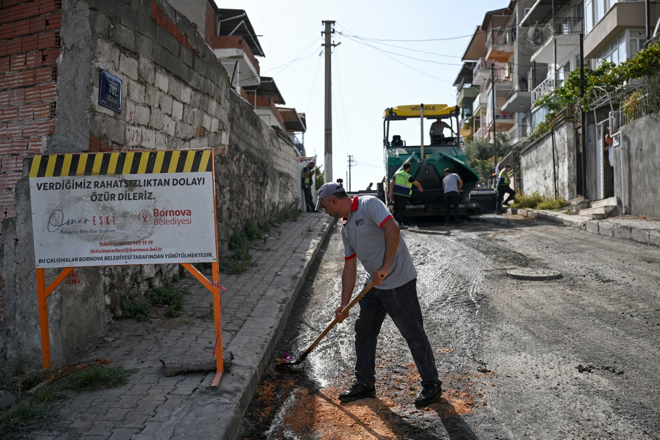 Eşki: Mahalle ve köylerimizde yol sorunu kalmayacak